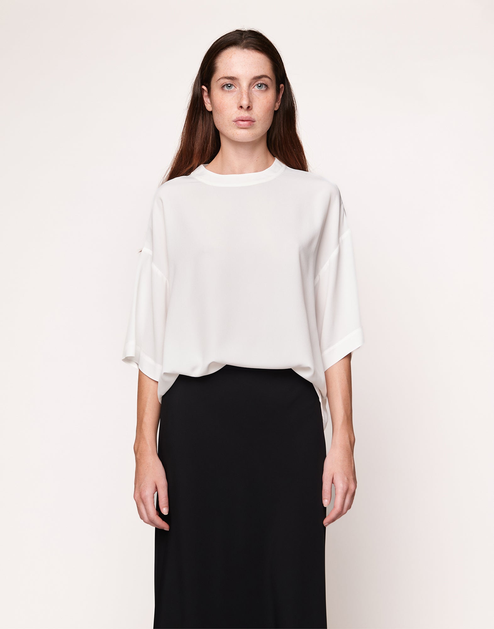 T-shirt in Crepe de Chine Latte