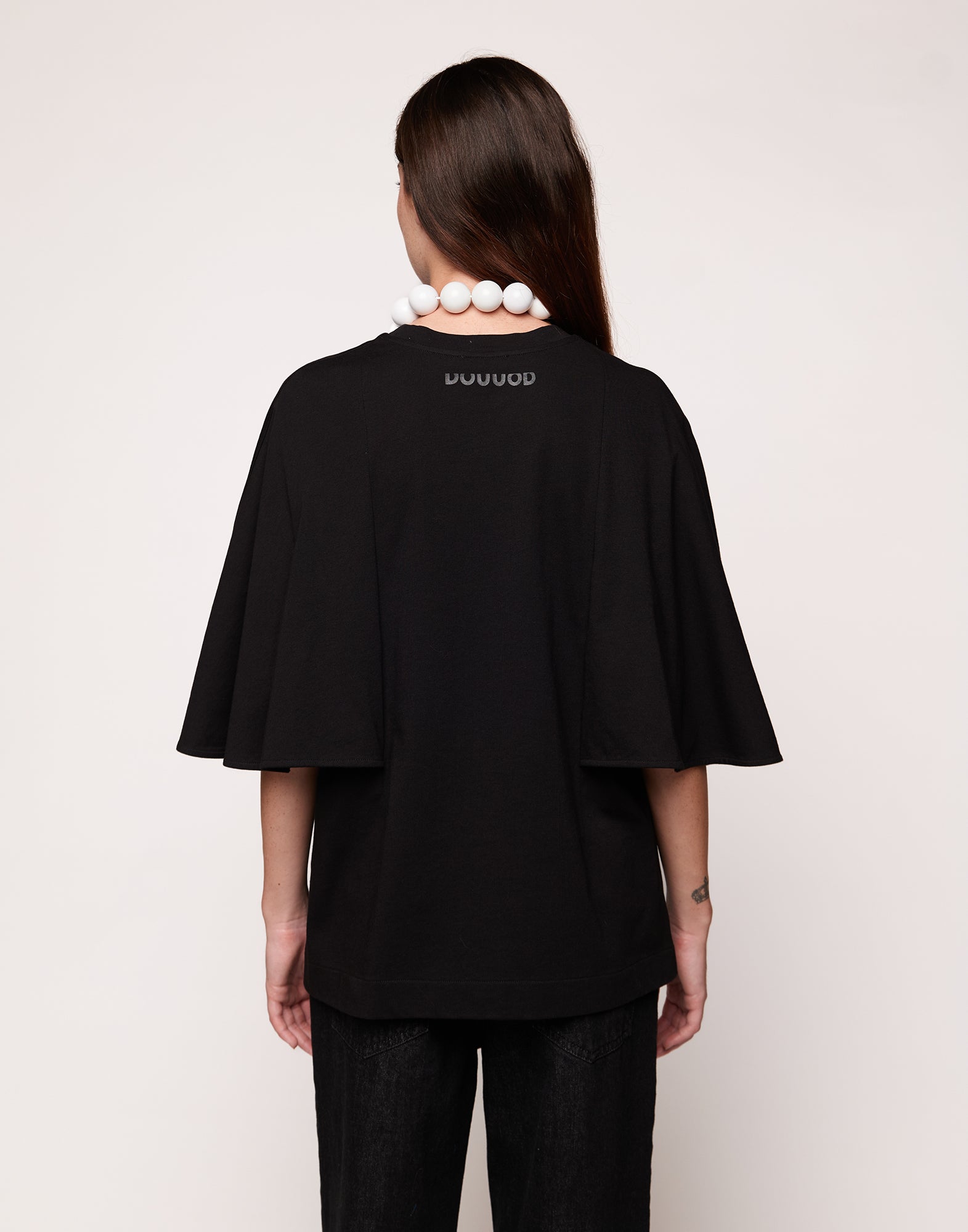 T-shirt Girocollo con Manica Kimono Nera
