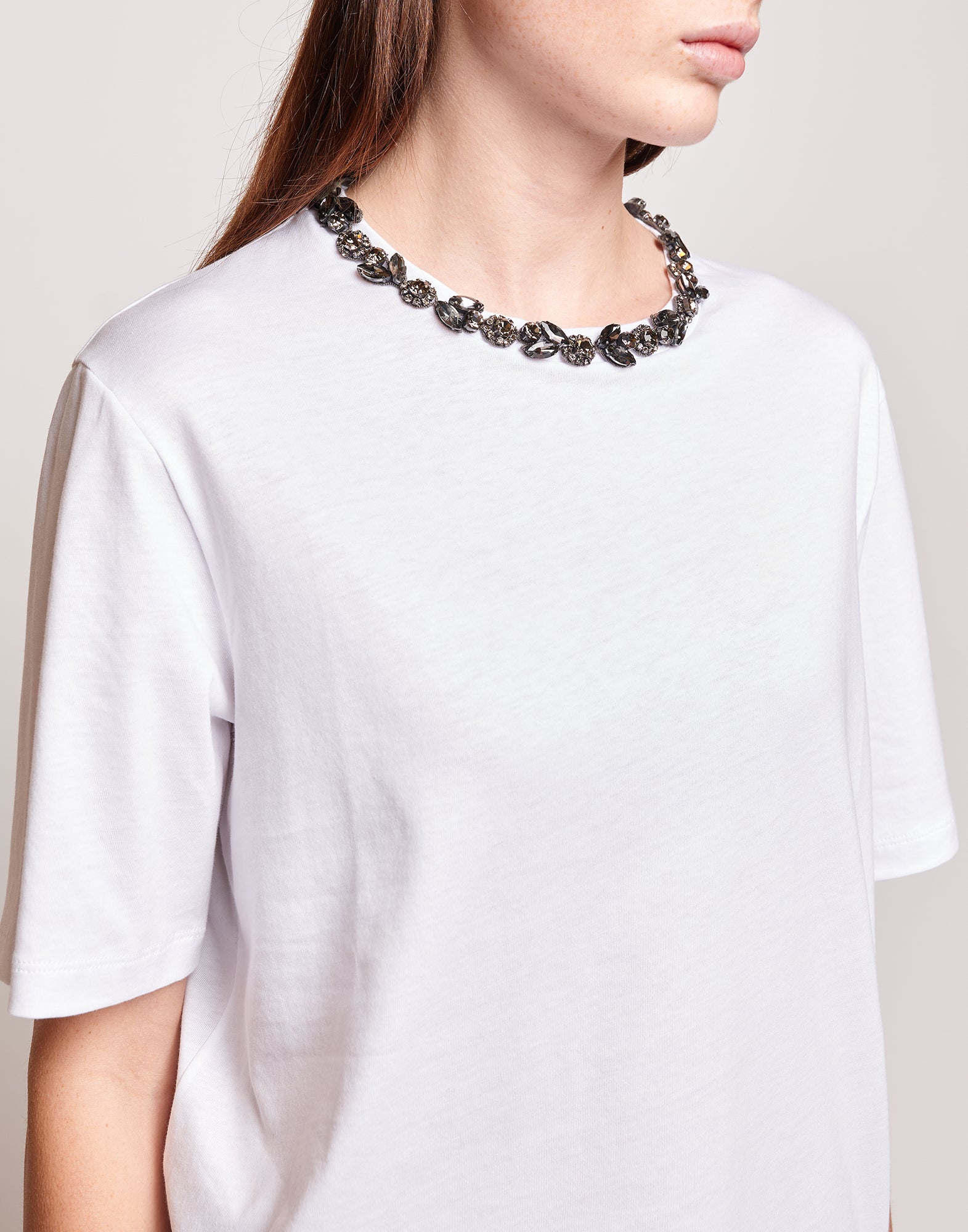 T-shirt Manica Corta con Collana Gioiello Bianca