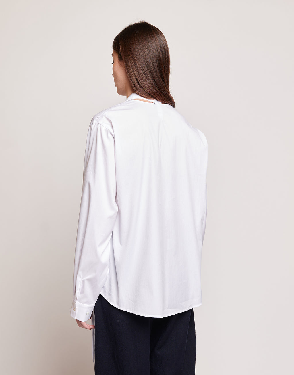 Camicia in Popeline Stretch con Nastro al Collo Bianco