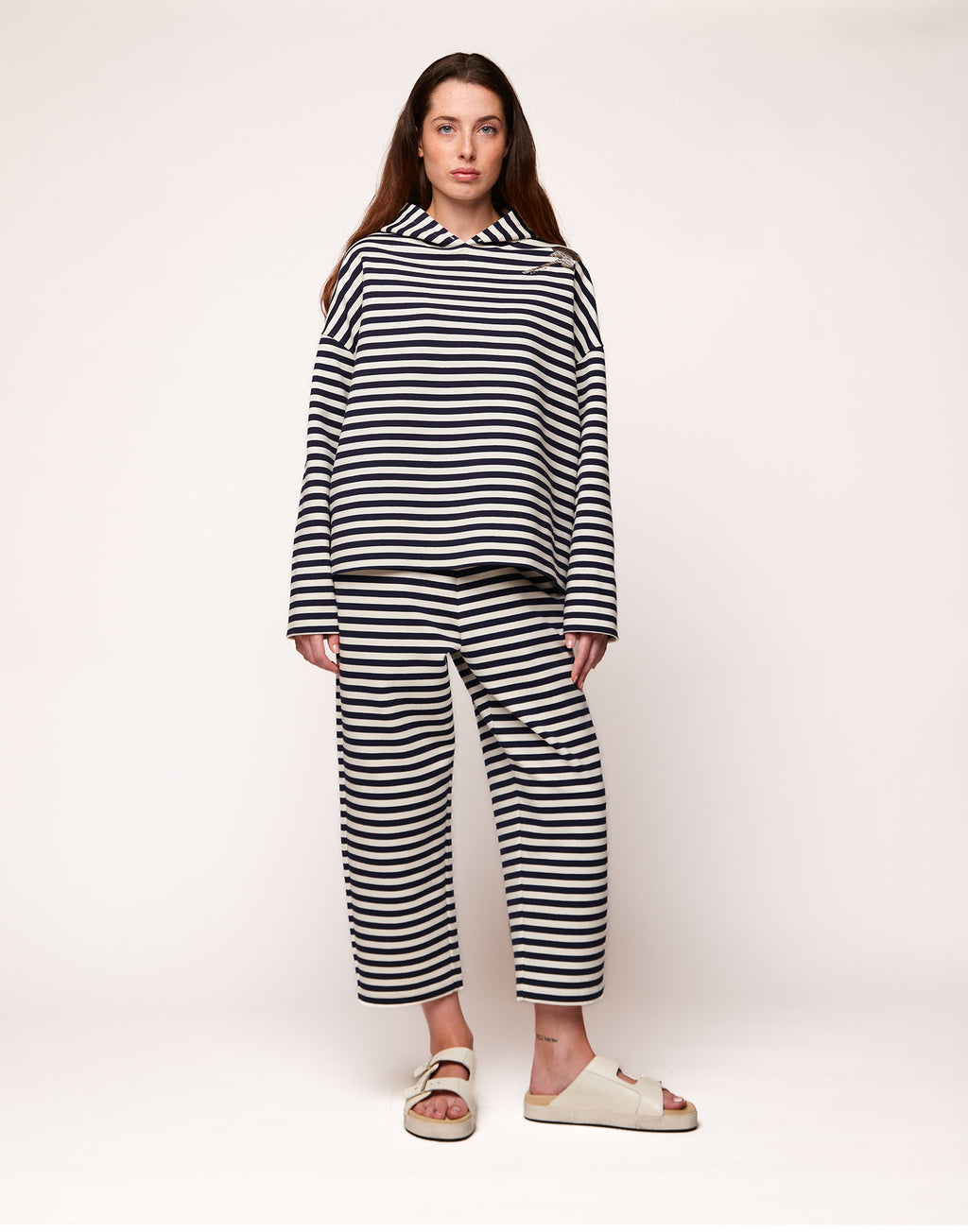 Felpa con Cappuccio in Felpa Rigata Sartoriale Blu Navy/Latte