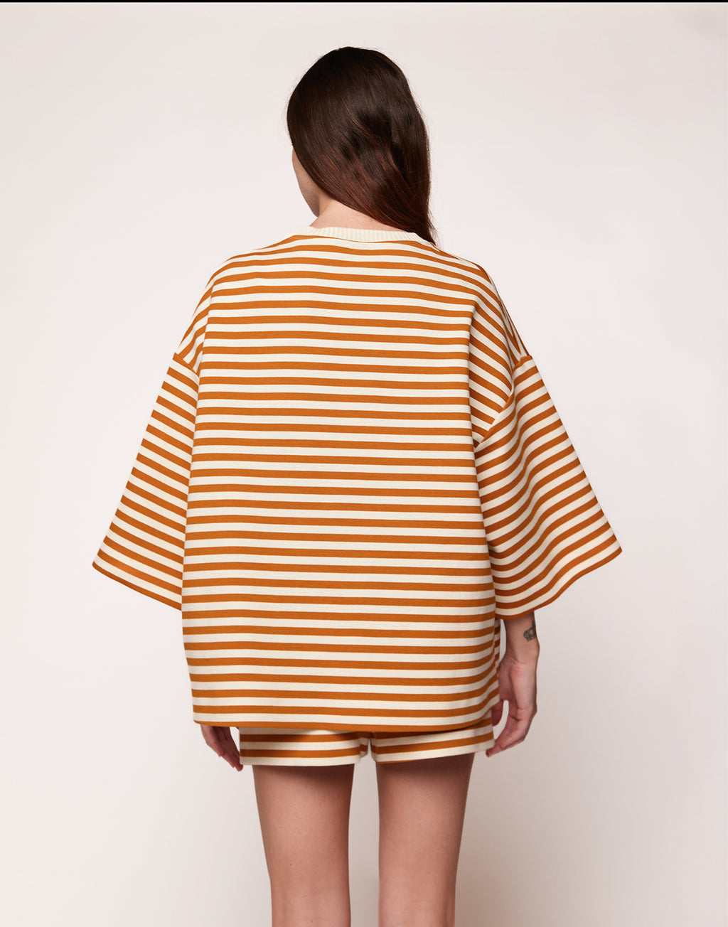Felpa Taglio Kimono in Felpa Rigata Sartoriale Zafferano/Latte