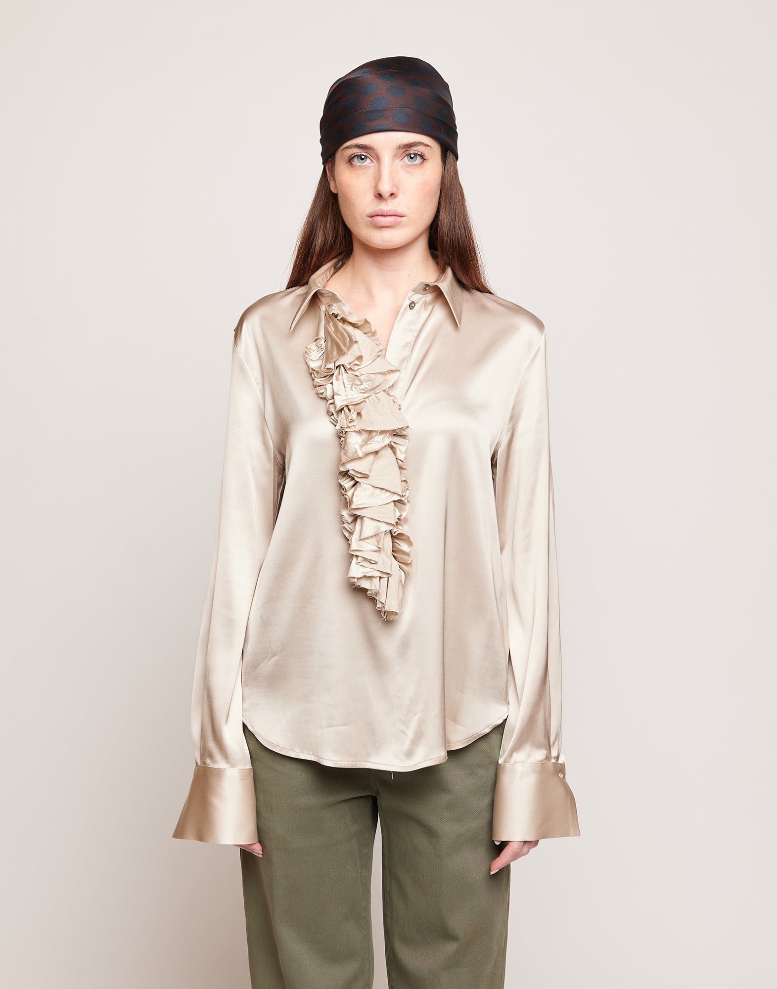 Camicia in Satin Stretch con Rouches Frontali Champagne