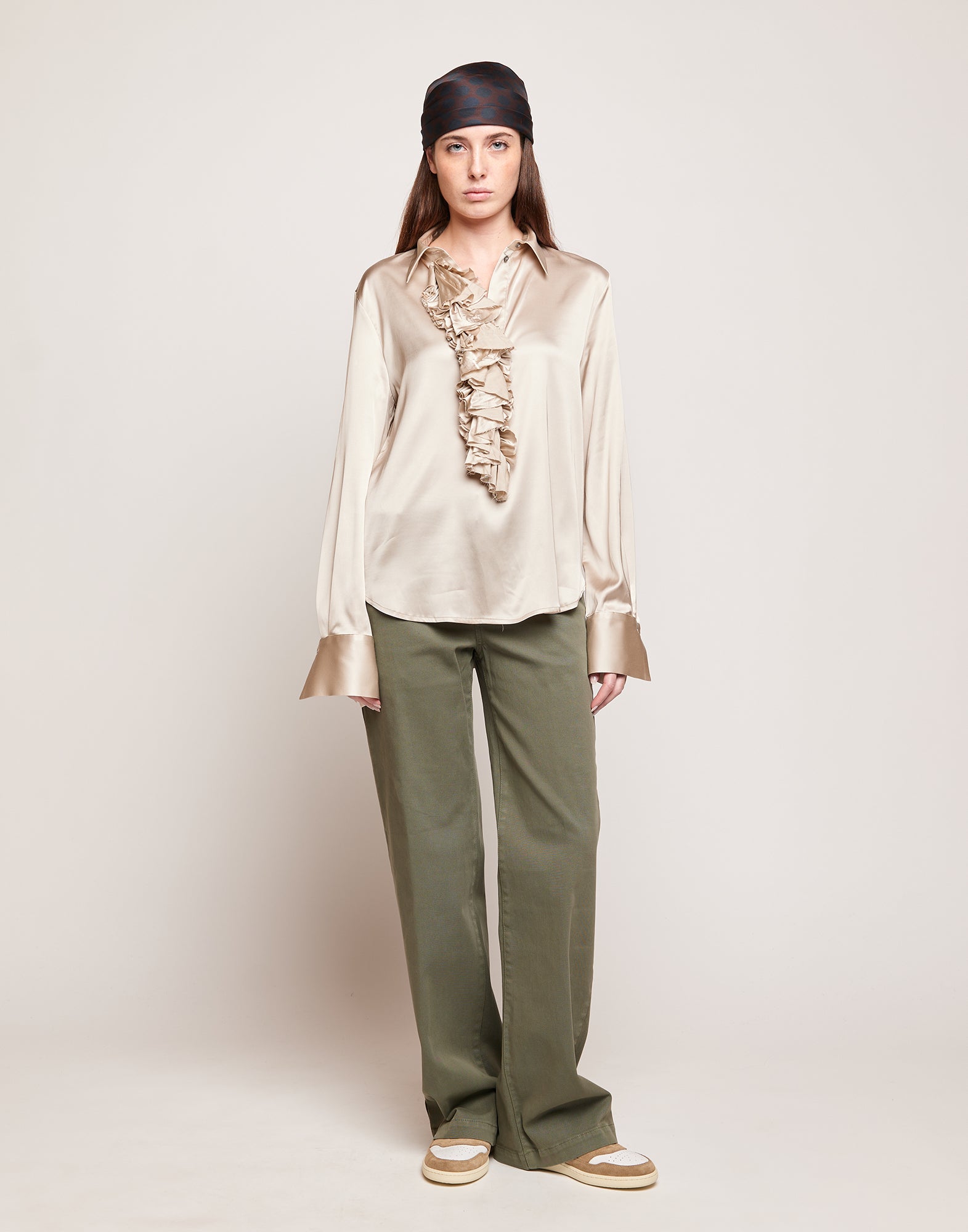 Camicia in Satin Stretch con Rouches Frontali Champagne