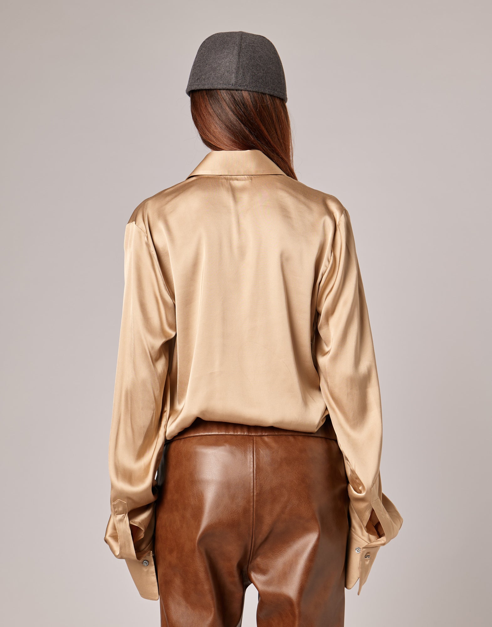 Camicia a Uomo in Raso Stretch Oro