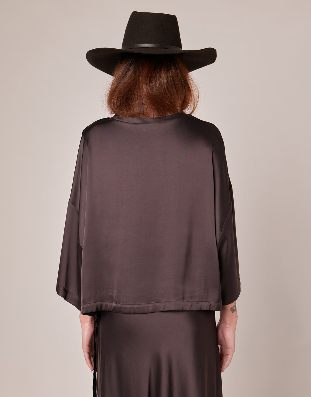 T-shirt Ampia in Raso Stretch con Coulisse Ciocco