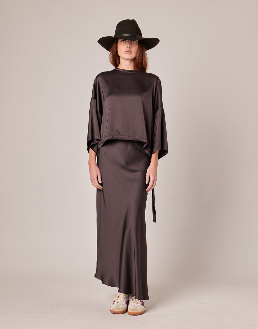 T-shirt Ampia in Raso Stretch con Coulisse Ciocco