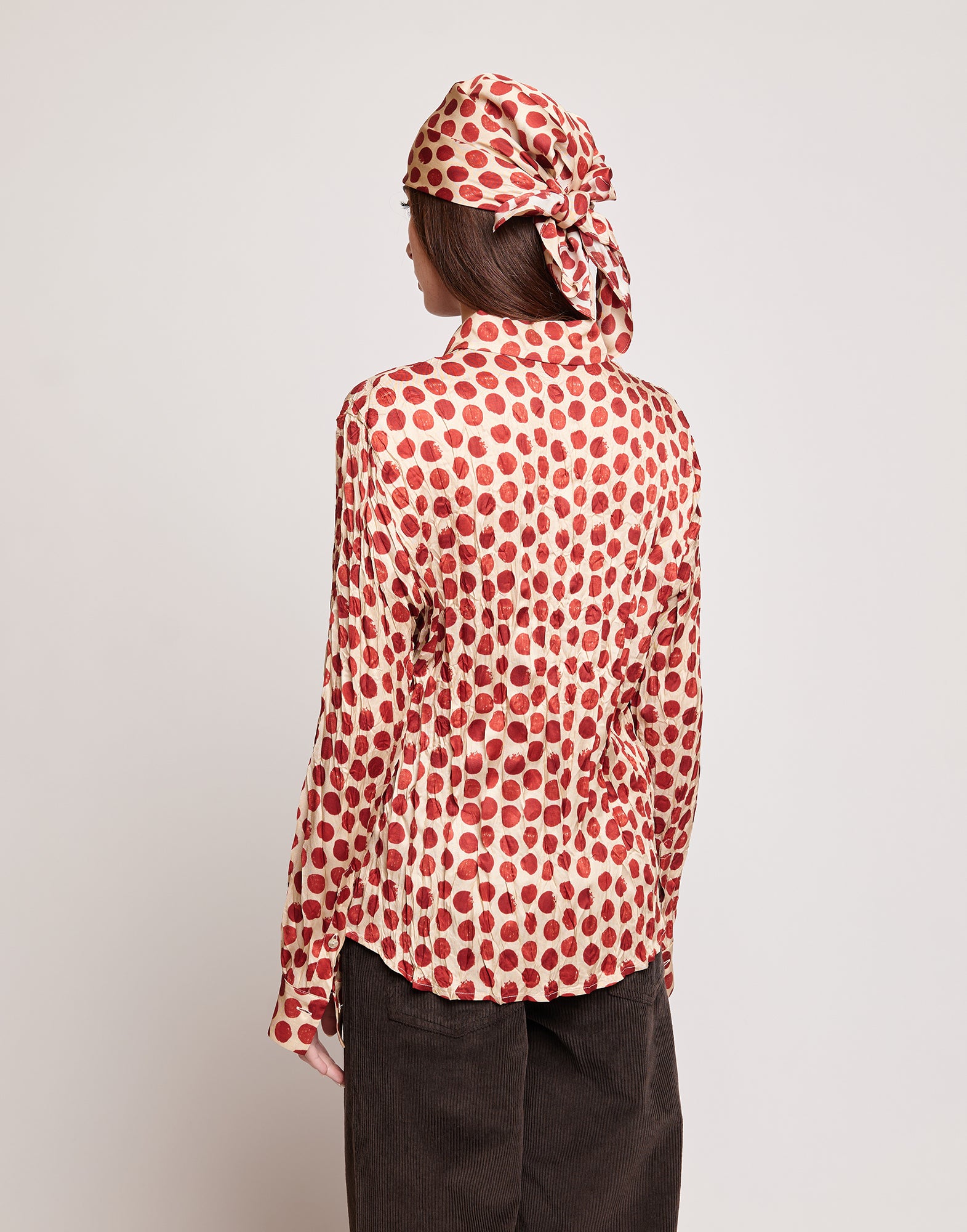 Camicia Stampata a Pois in Twill Plissé Vaniglia/Cherry