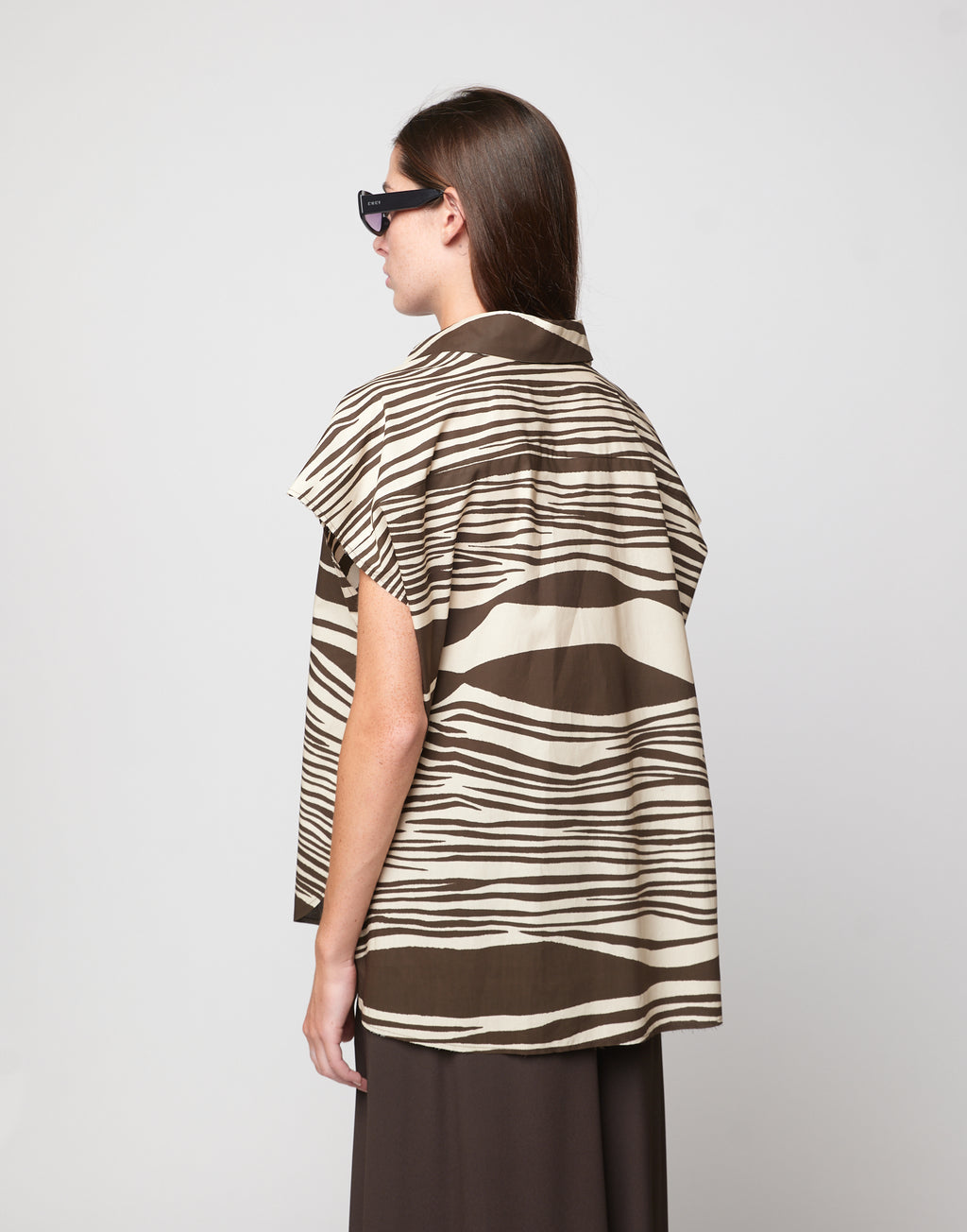 Camicia Over Smanicata in Popeline di Cotone Stampato Orzo/Fondente