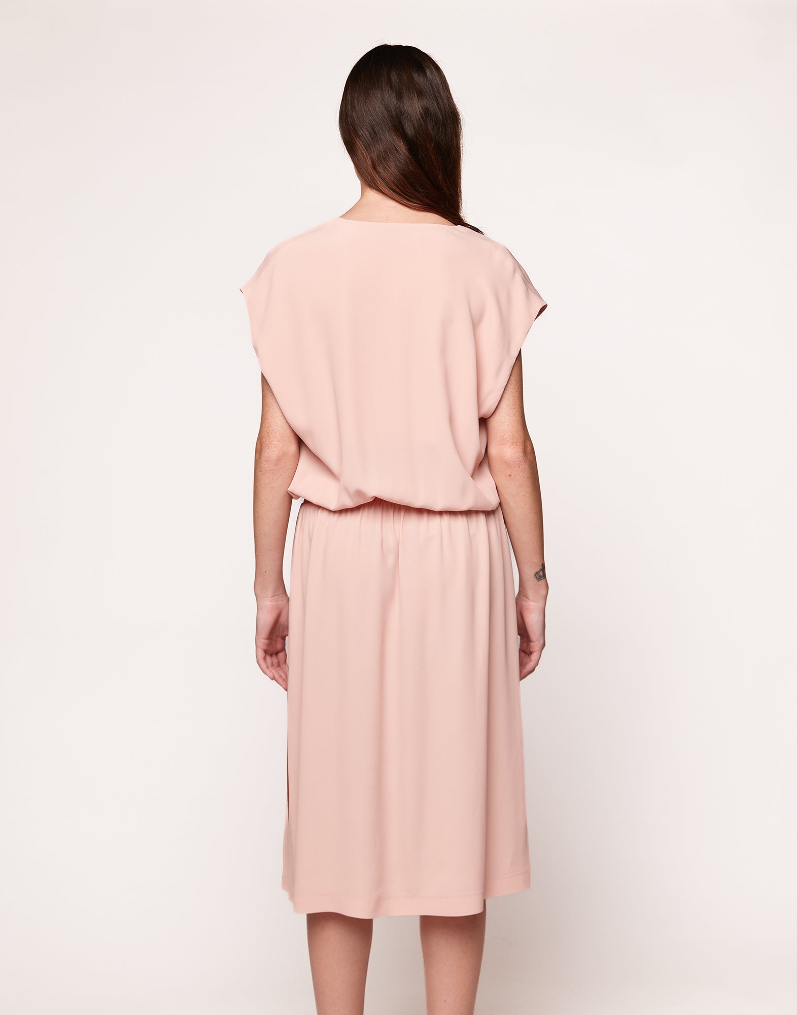 Abito Midi Smanicato in Crepe de Chine Blush