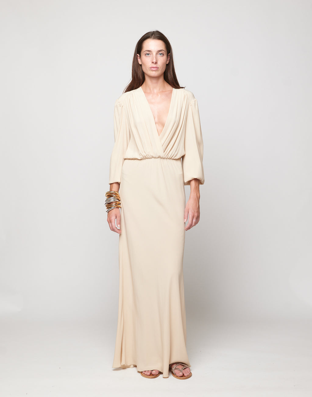 Abito Lungo Incorciato in Crepe de Chine Sabbia