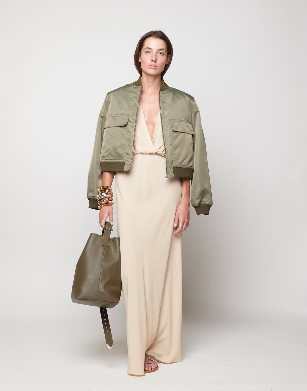 Abito Lungo Incorciato in Crepe de Chine Sabbia