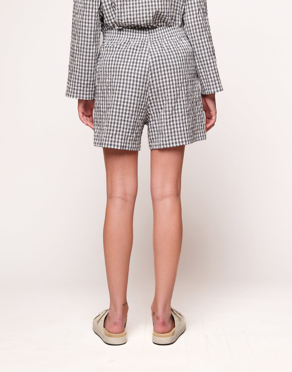 Shorts in Vichy Embossed Off White/Steel