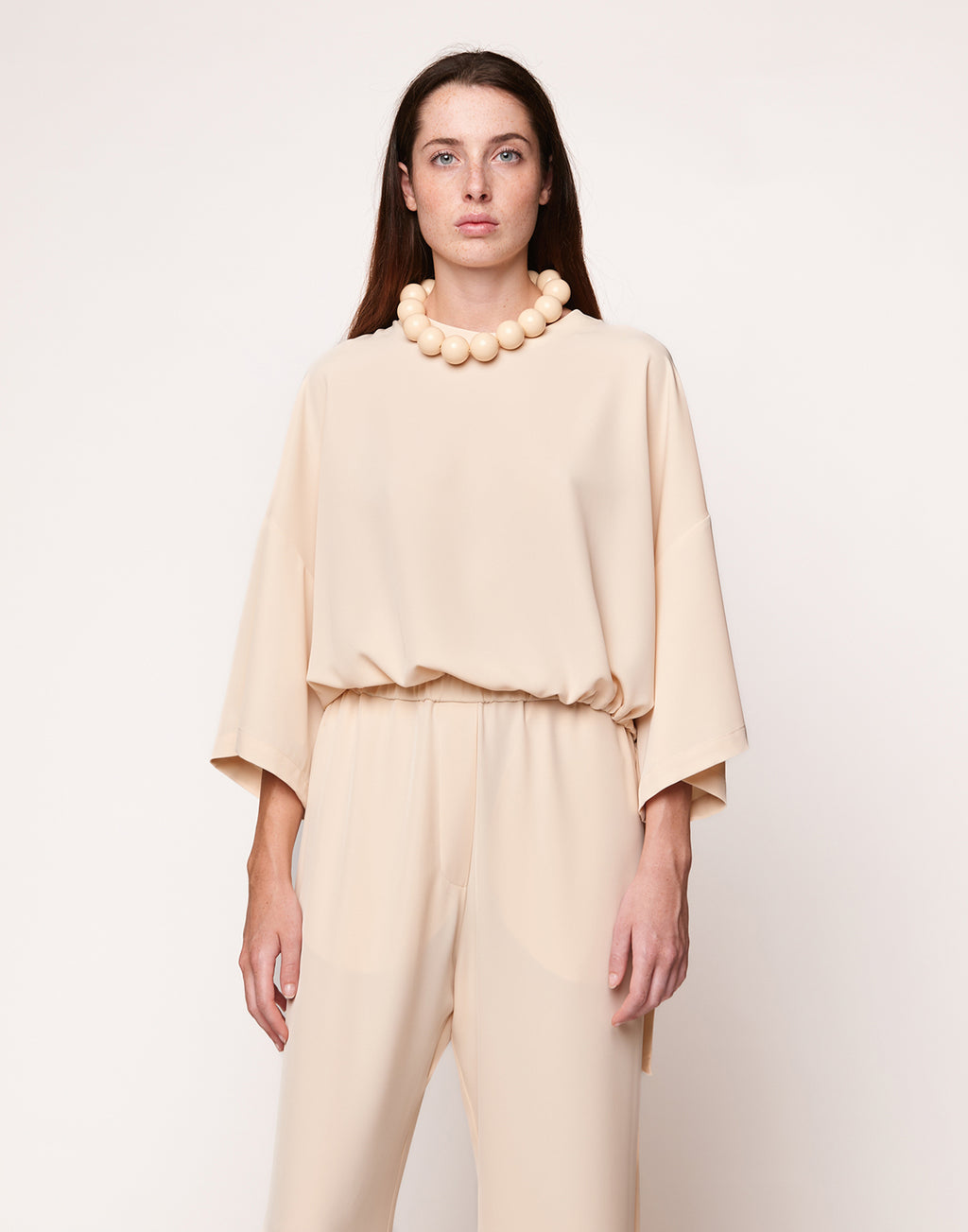 Blusa Girocollo in Cady Fluido Vaniglia