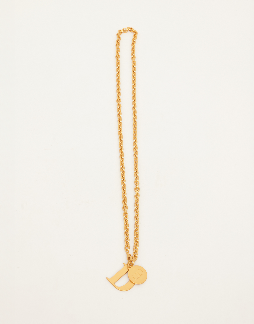 Collana Lunga con Catena Rock e Lettera D in Oro Satinato