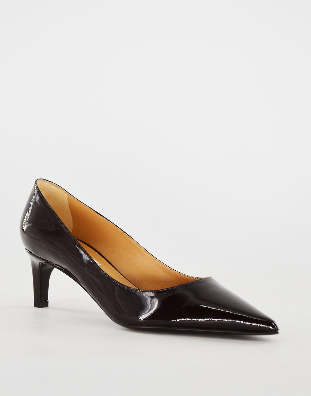 Décolleté in vernice a Punta Testa di Moro