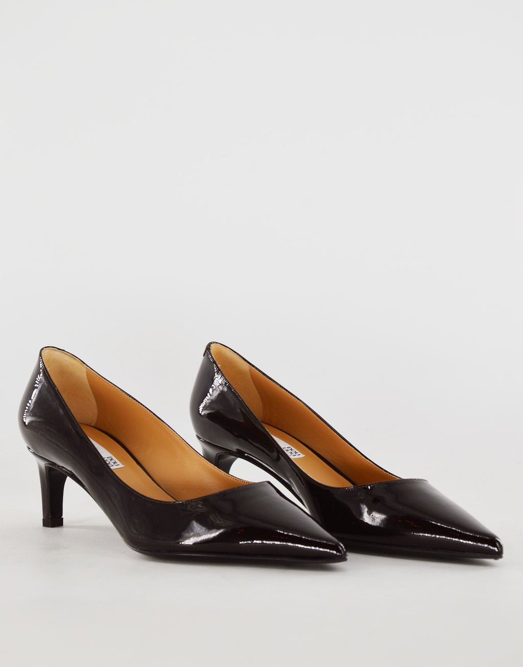 Décolleté in vernice a Punta Testa di Moro