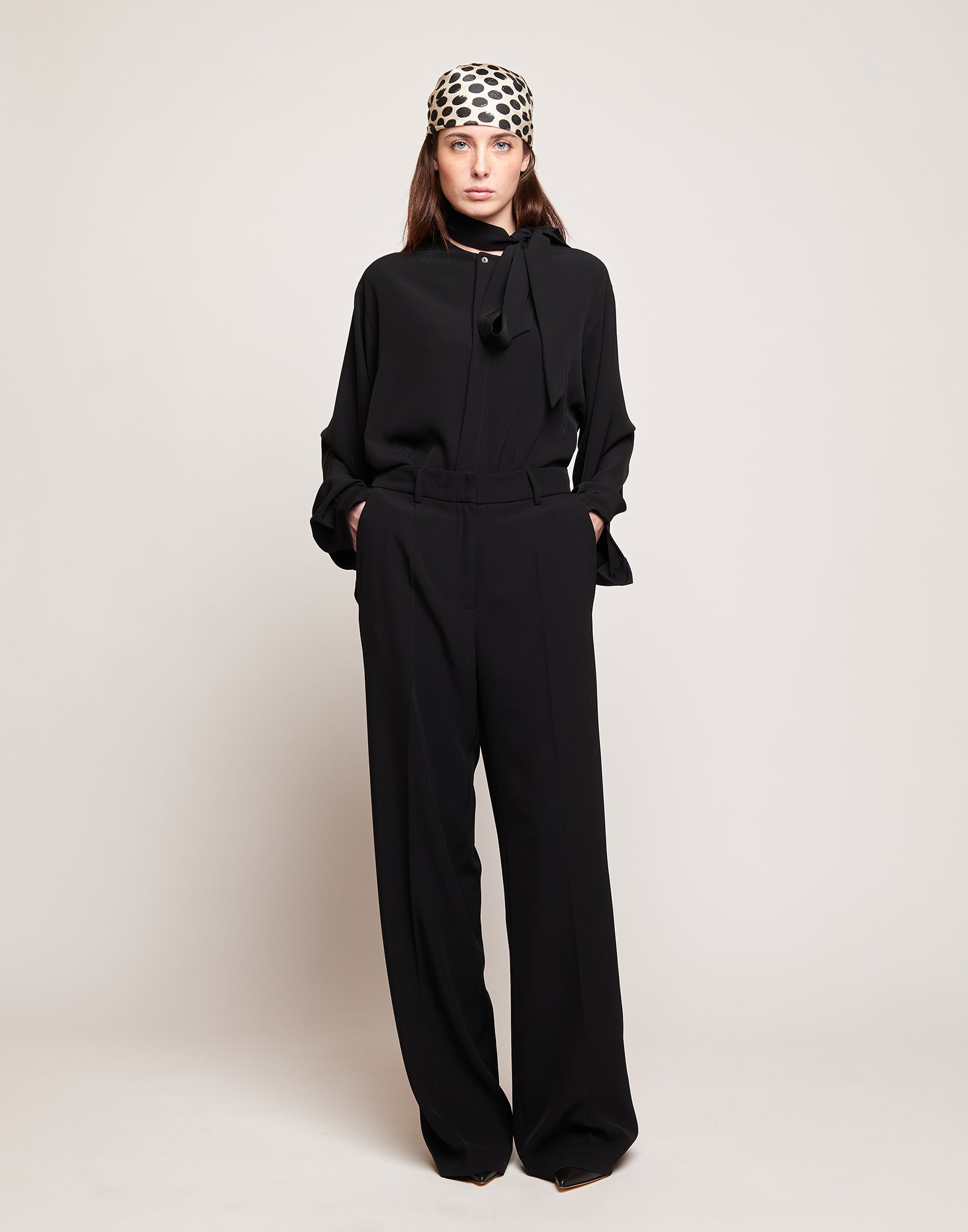 Pantaloni Maschili in Cady Fluido a Gamba Larga Neri