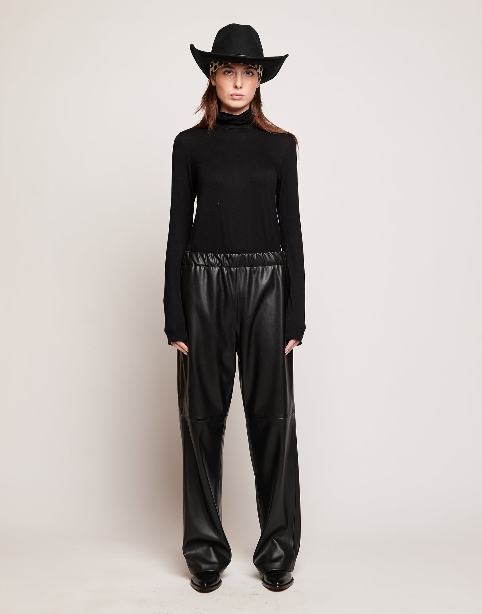 Pantaloni in Eco Soft Leather con Vita Elasticizzata Neri