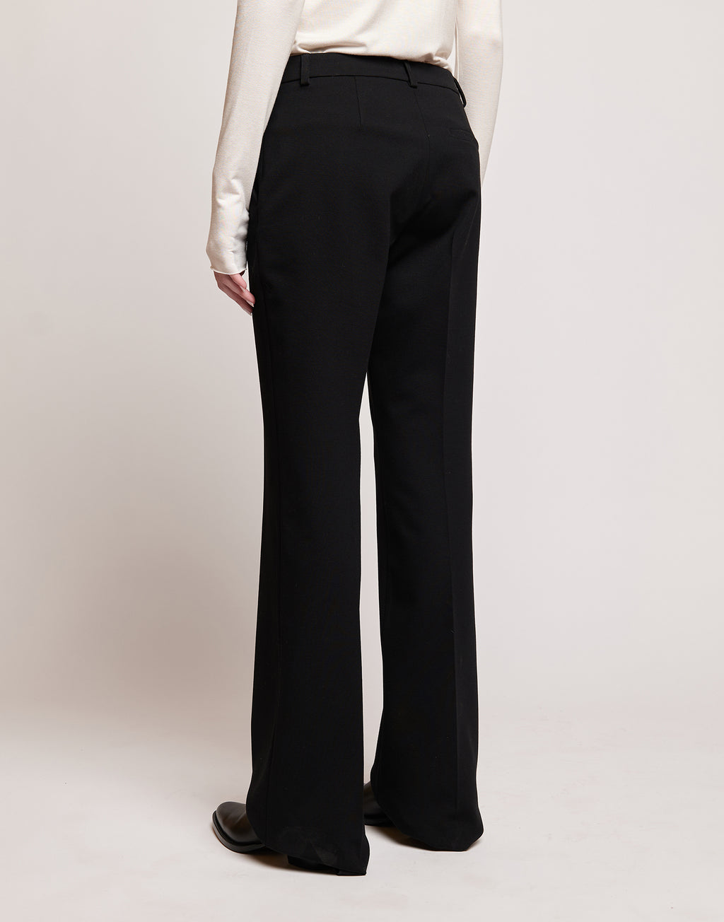 Pantaloni Flare in Punto Milano con Piega Neri
