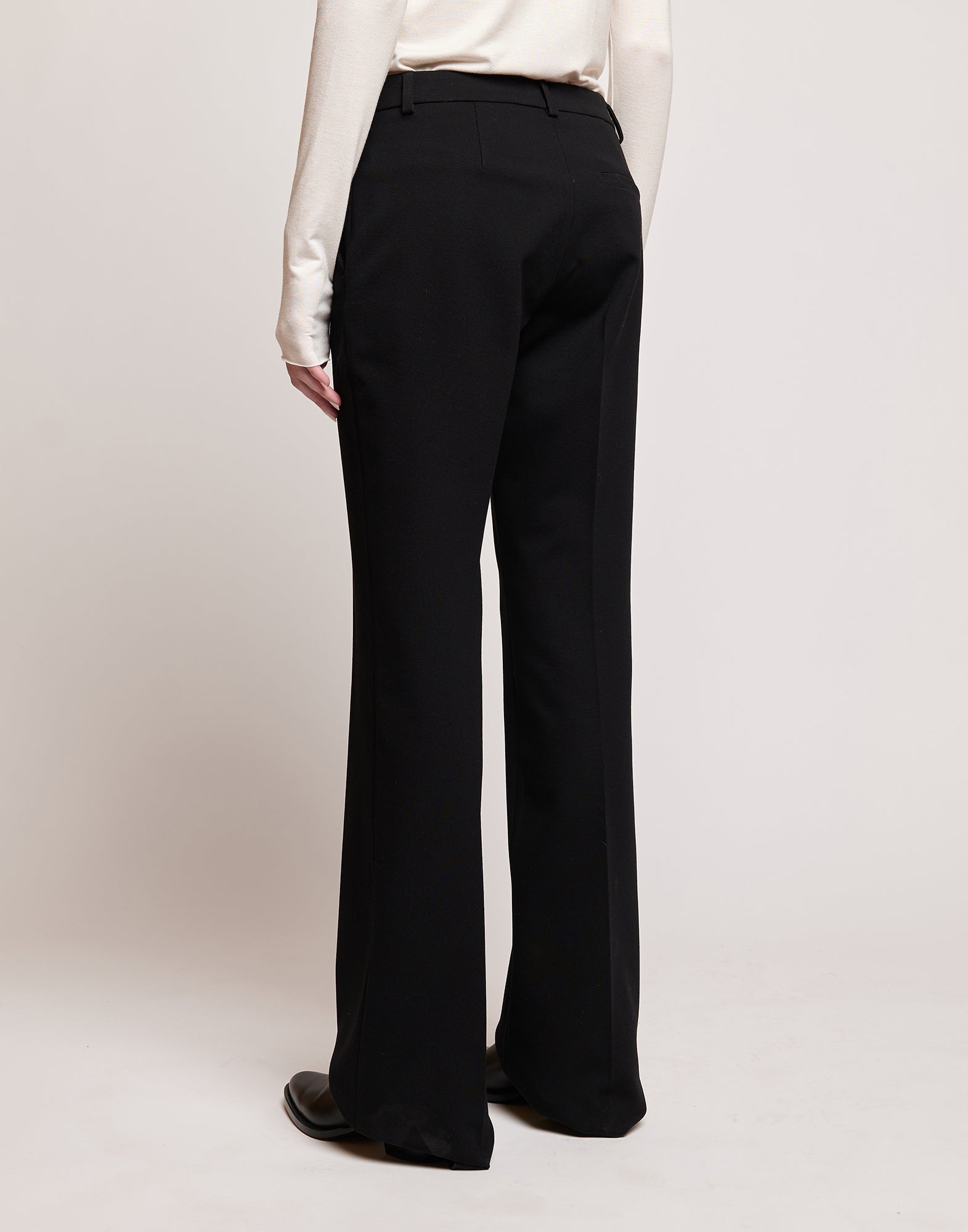 Pantaloni Flare in Punto Milano con Piega Neri