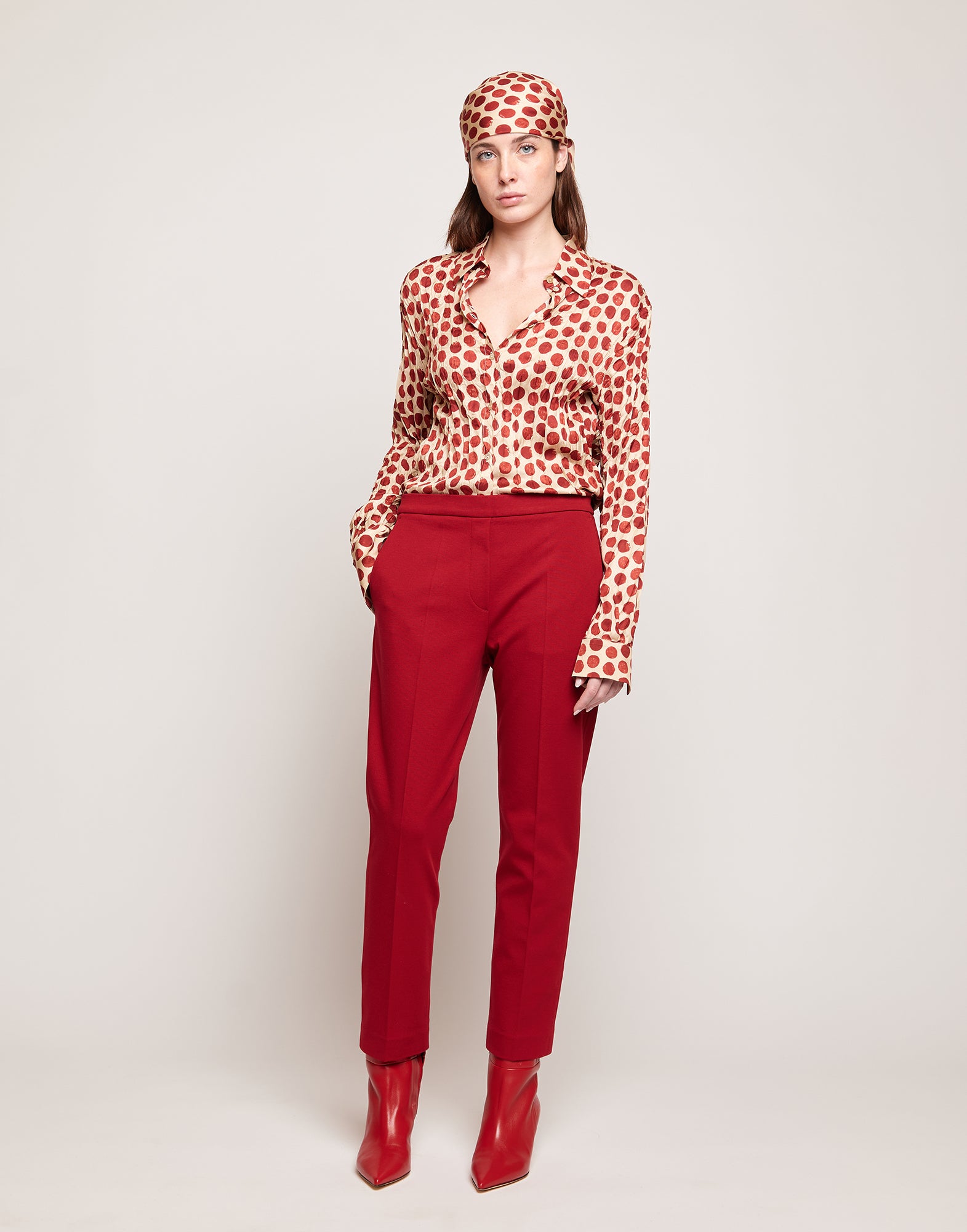 Pantaloni Dritti in Punto Milano con Piega Cherry