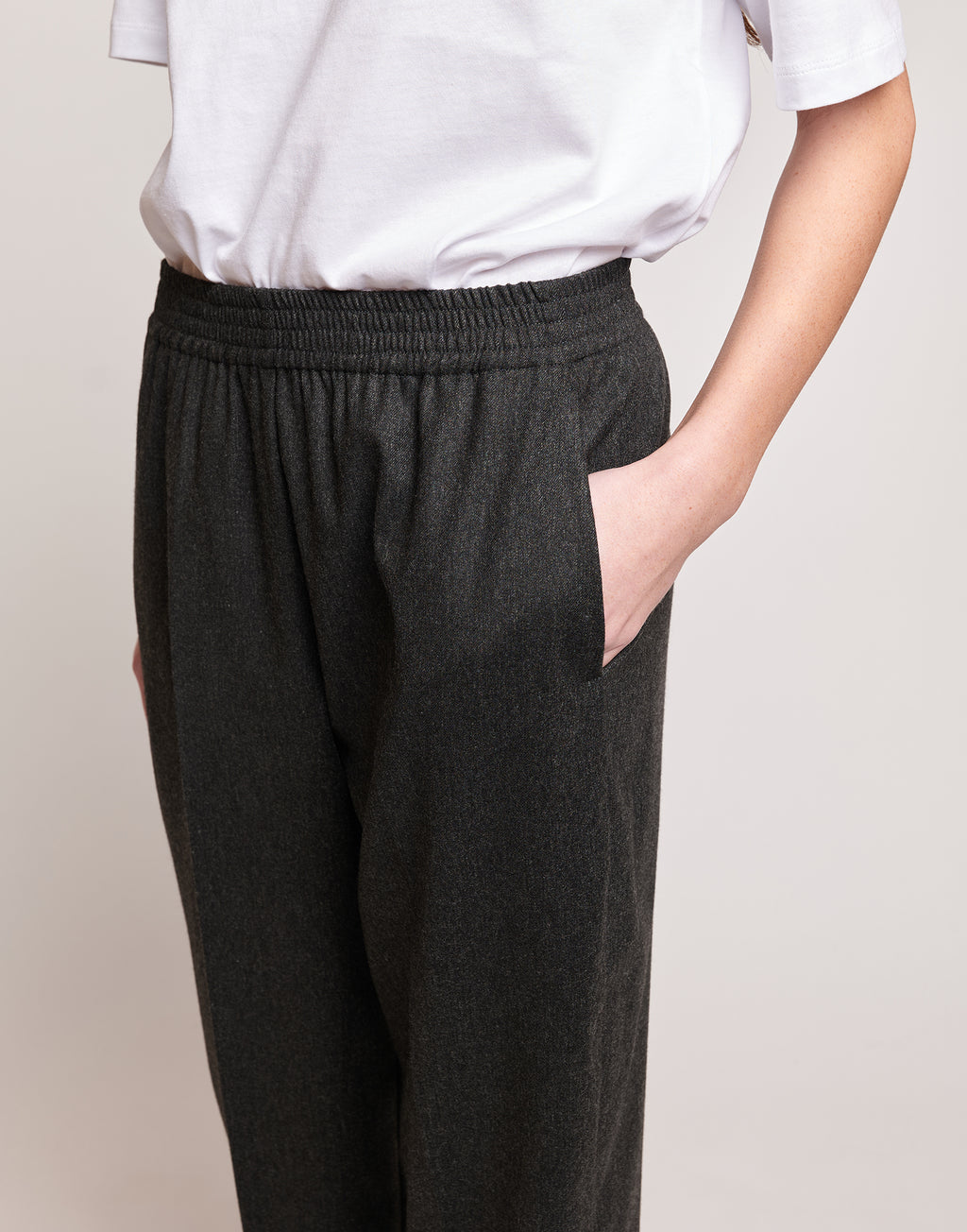 Pantaloni in Flanella Stretch con Vita Elasticizzata Grigio Antracite