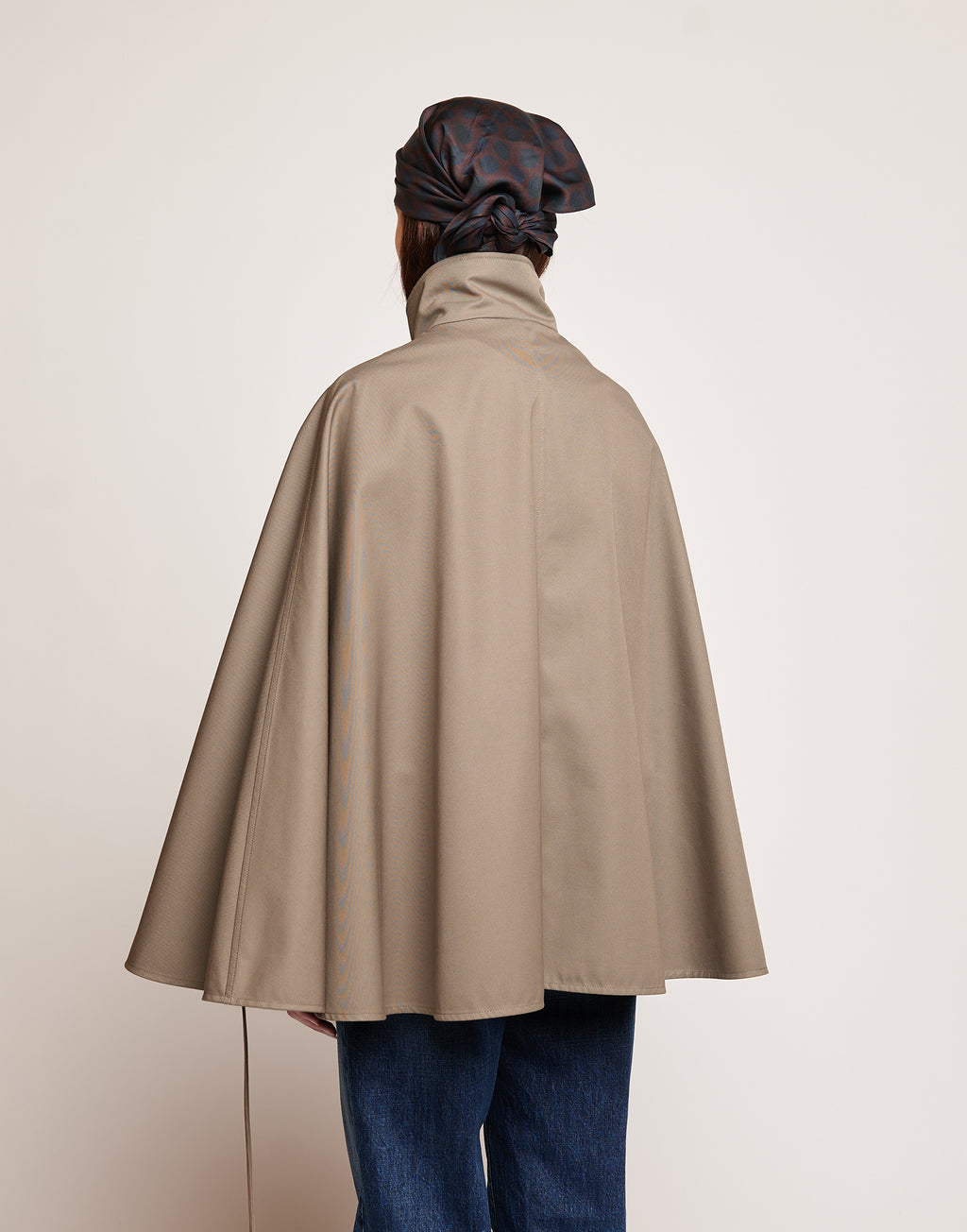 Cappa a Ruota in Tecno Coat Water Repellent Fango