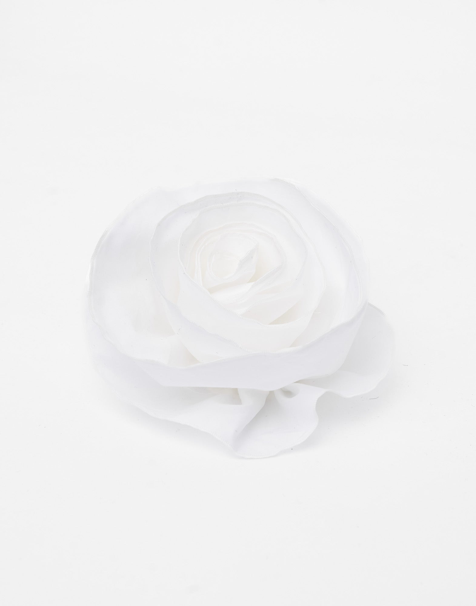 Spilla a Fiore in Cotone Bianco