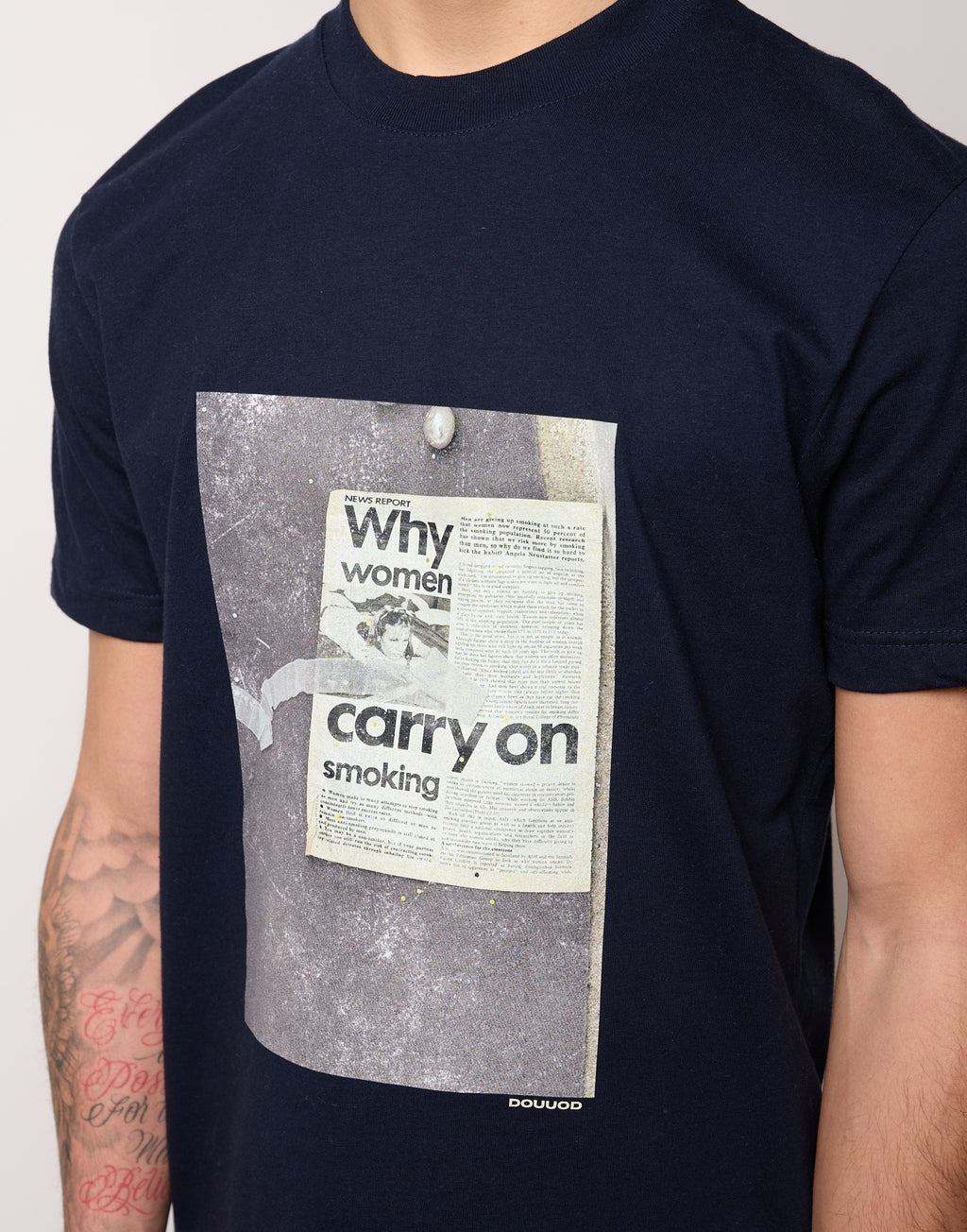 T-shirt in Jersey di Cotone Stampa "Carry On" Navy