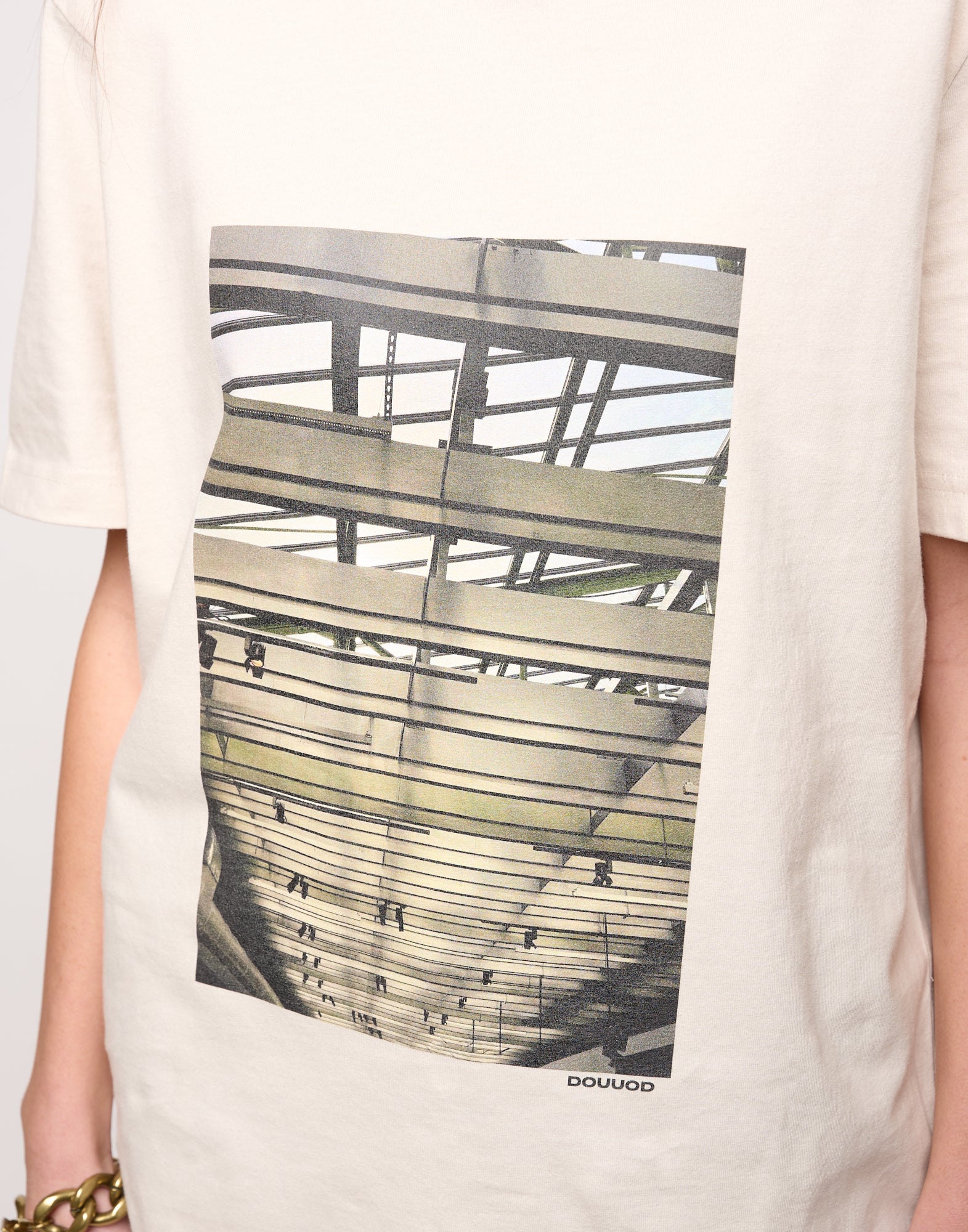 T-shirt in Jersey di Cotone Stampa "Travi" Burro