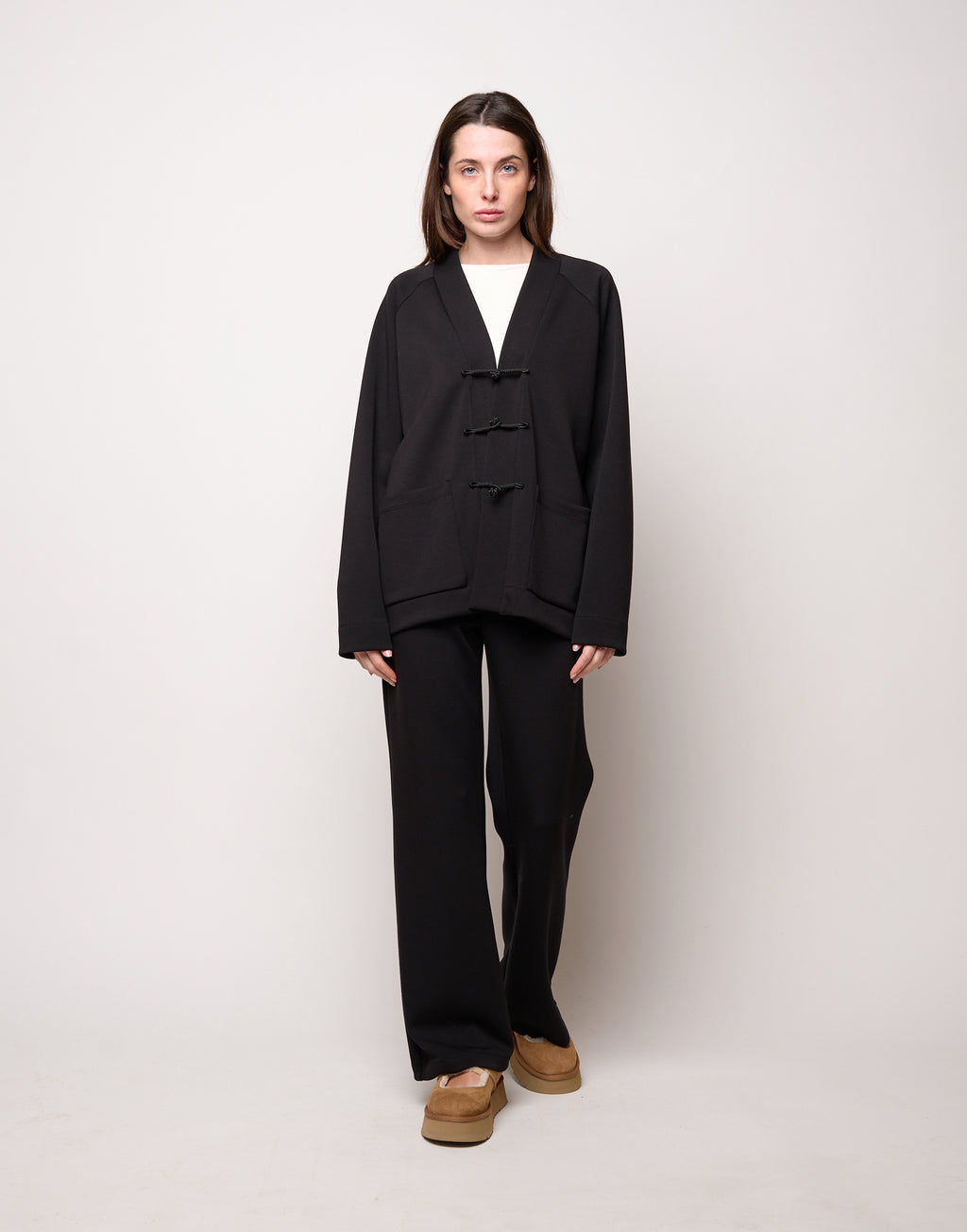 Cardigan Raglan con Alamari Nero