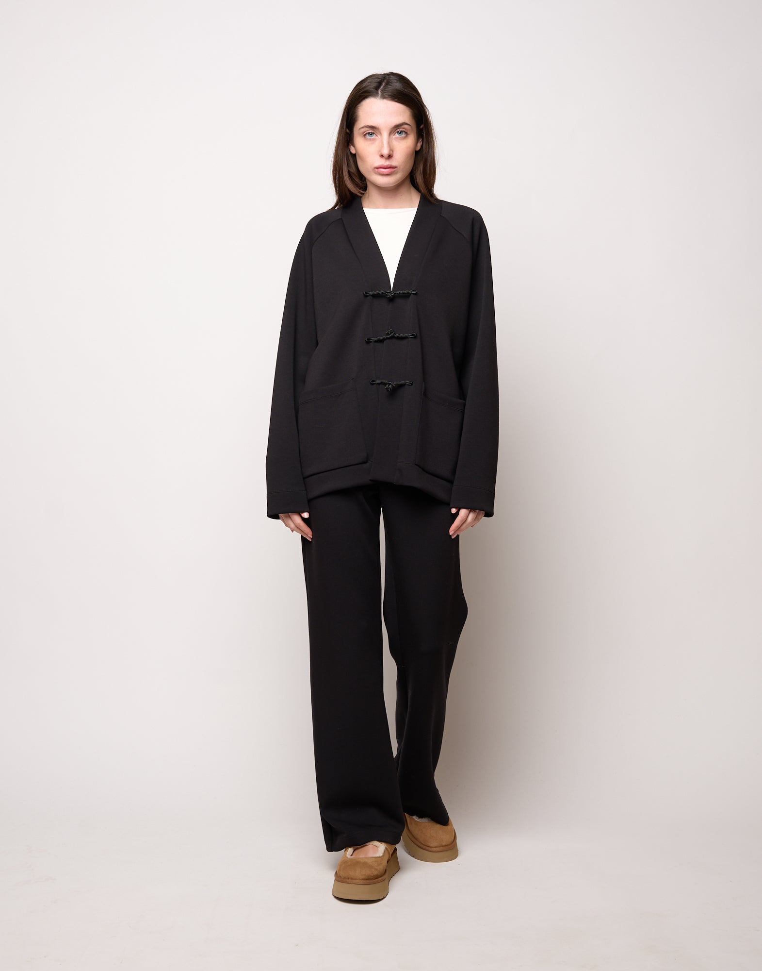 Cardigan Raglan con Alamari Nero