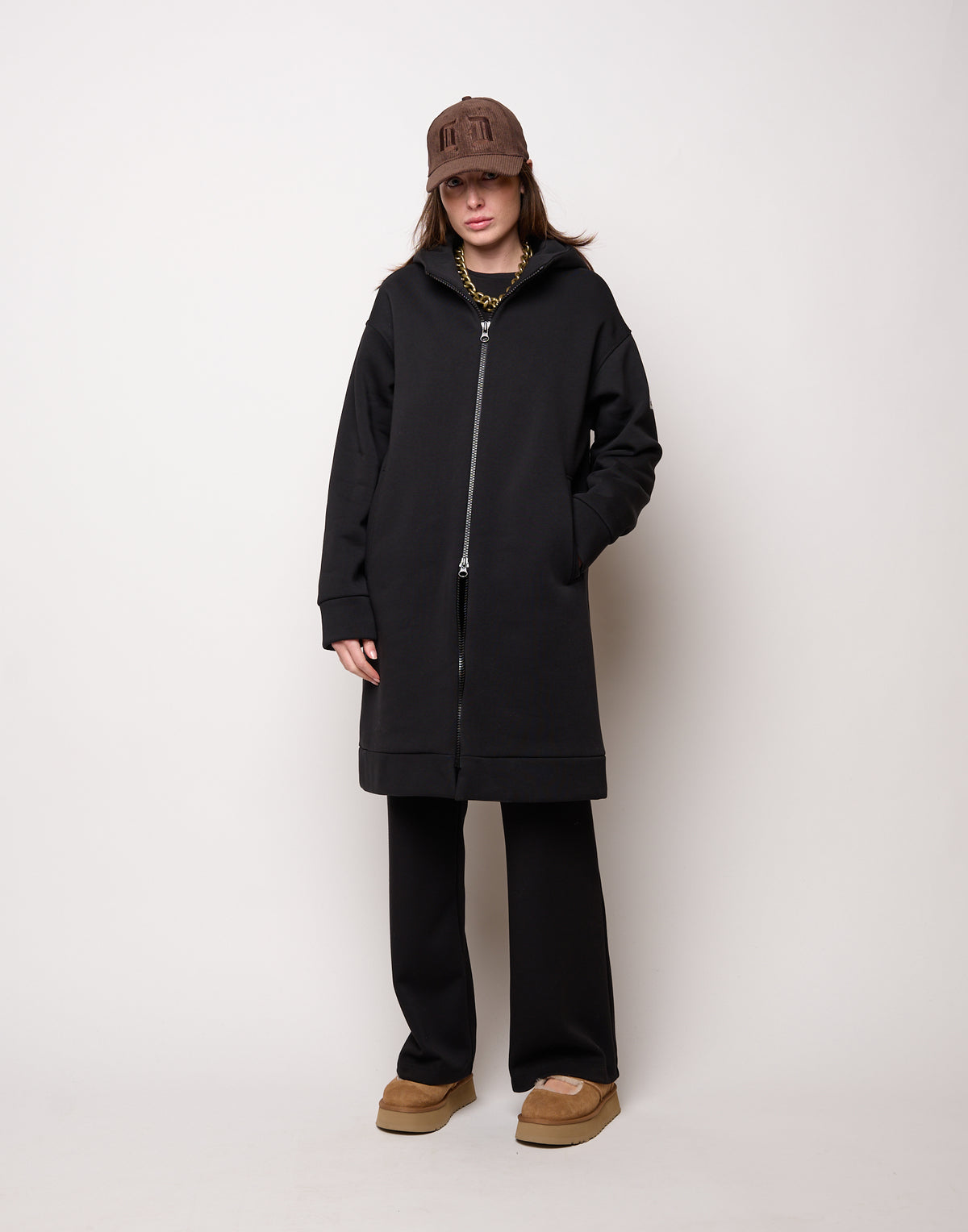 Cappottino in Felpa con Cappuccio e Zip Nero