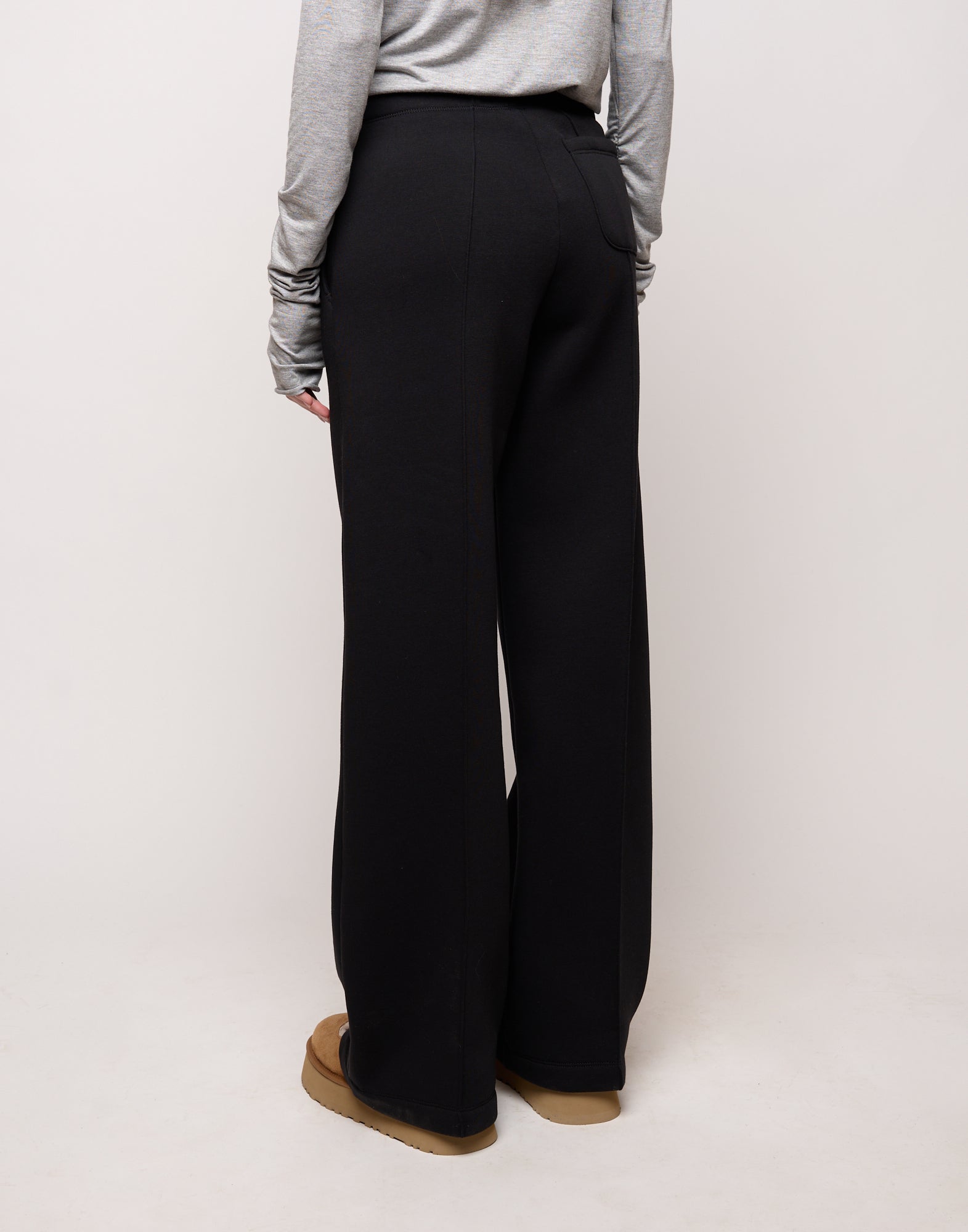 Pantalone Flare in Felpa Soft con Tasche alla Francese Nero