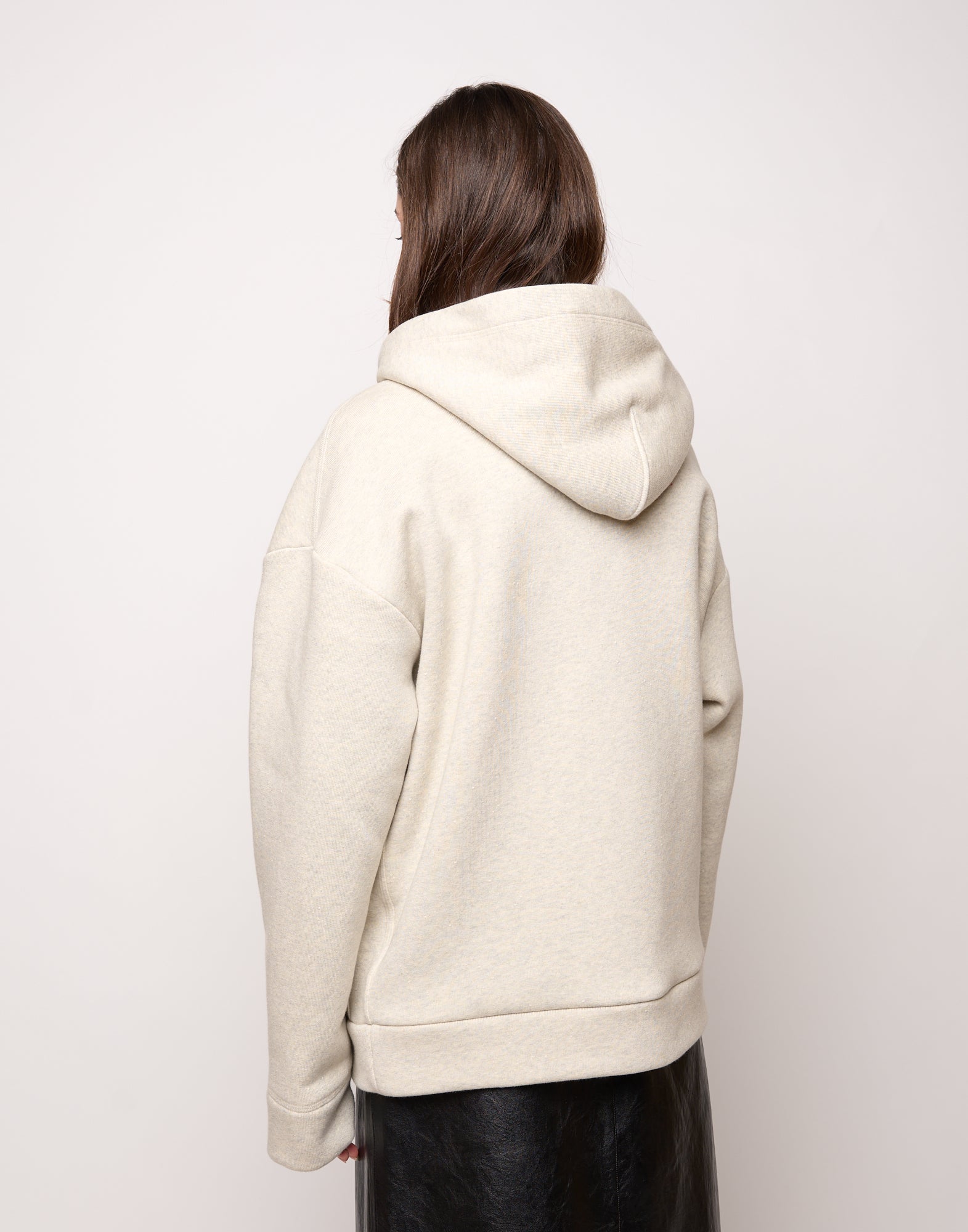 Giacca Genderless con Cappuccio e Zip in Metallo