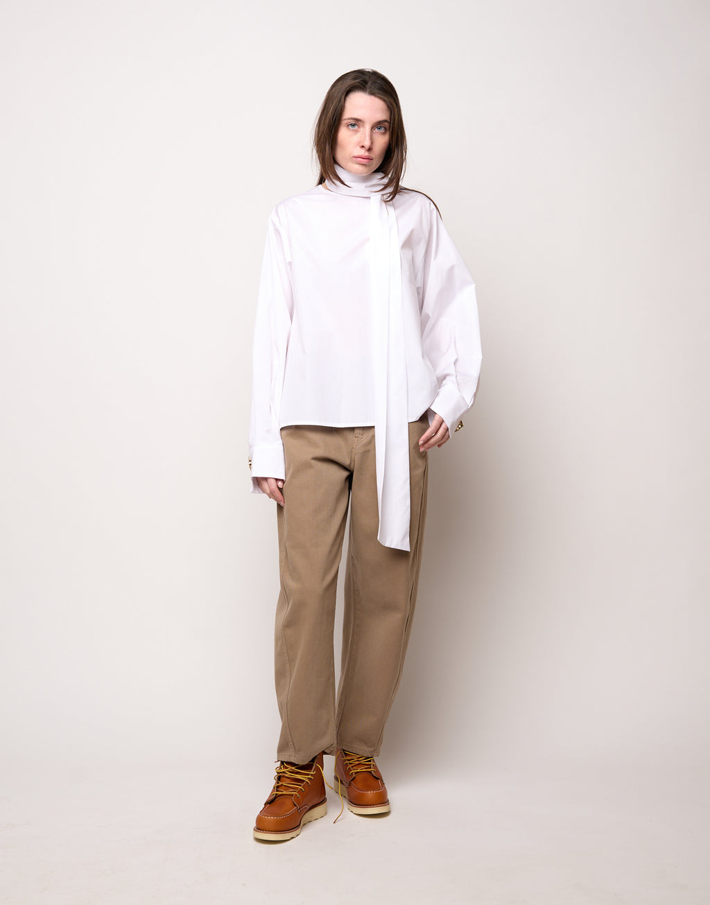 Blusa Girocollo Aperta sul Retro con Nastro Bianca