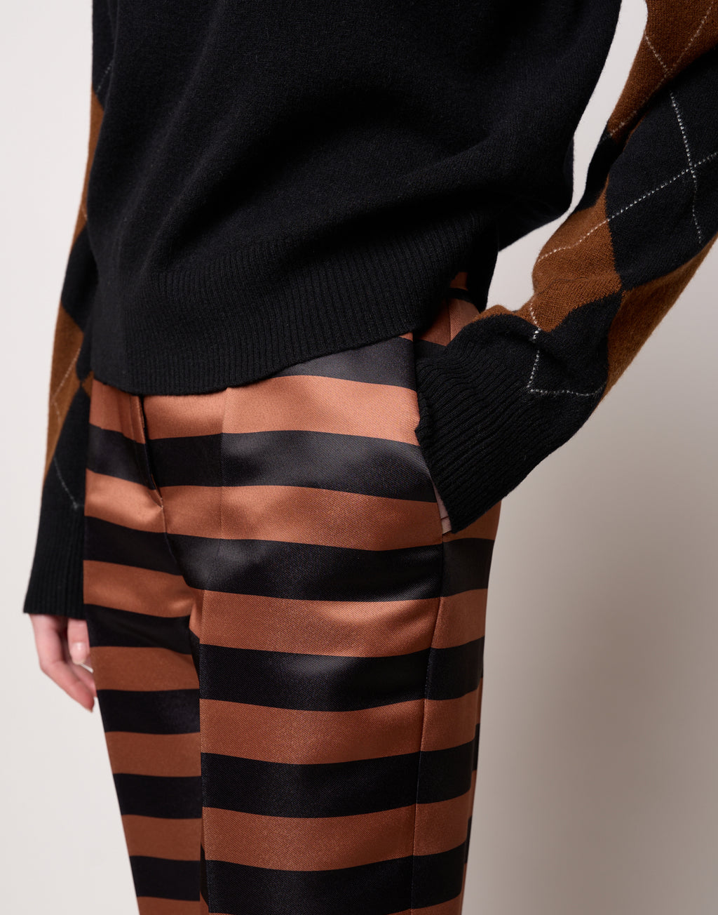 Pantalone Maschile a Sigaretta in Duchesse a Righe Nero/Whisky