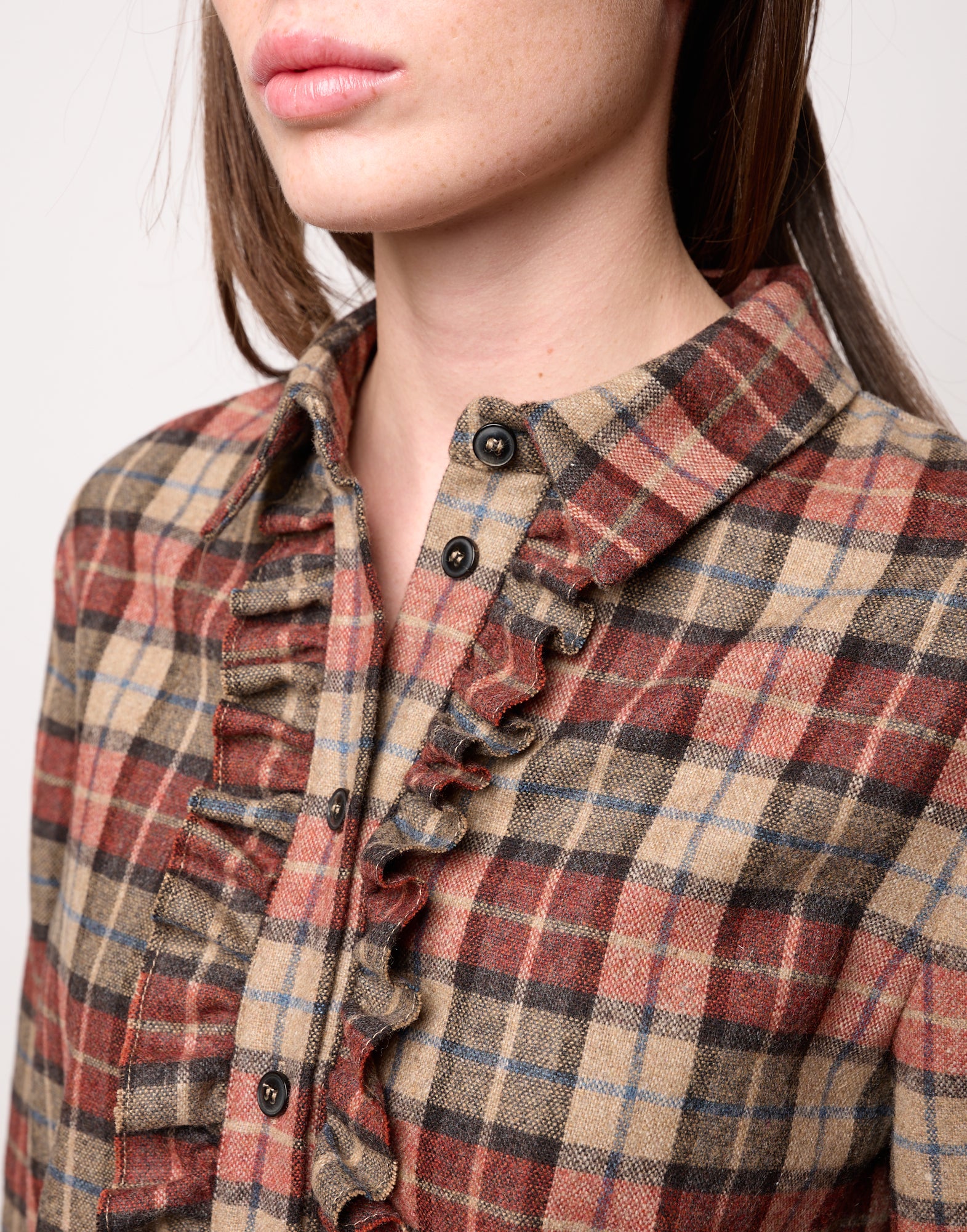 Camicia con Collo Chiuso e Rouches a Taglio Vivo Rust