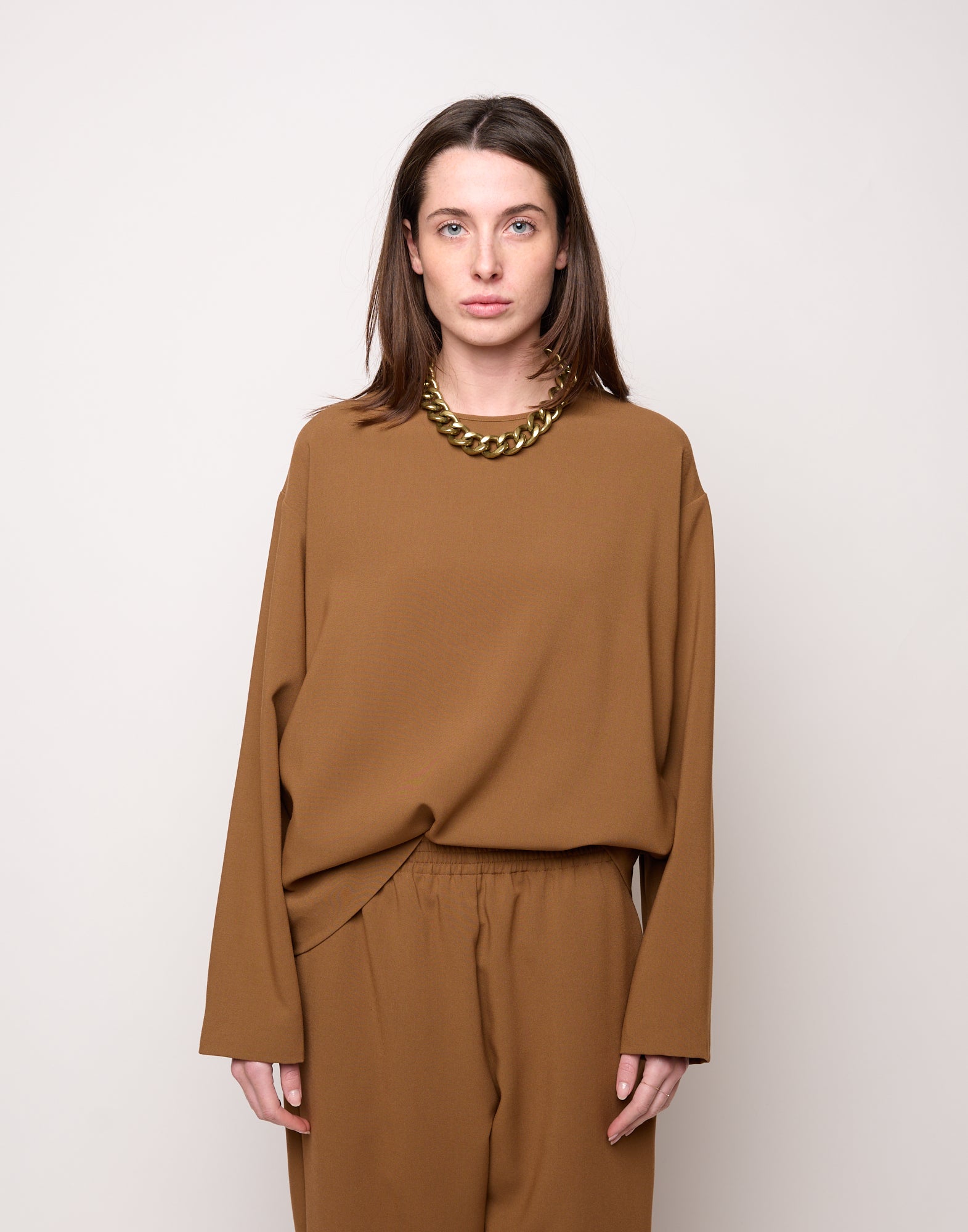 Blusa Scollo Tondo in Doppio Crepe Stretch Cannella