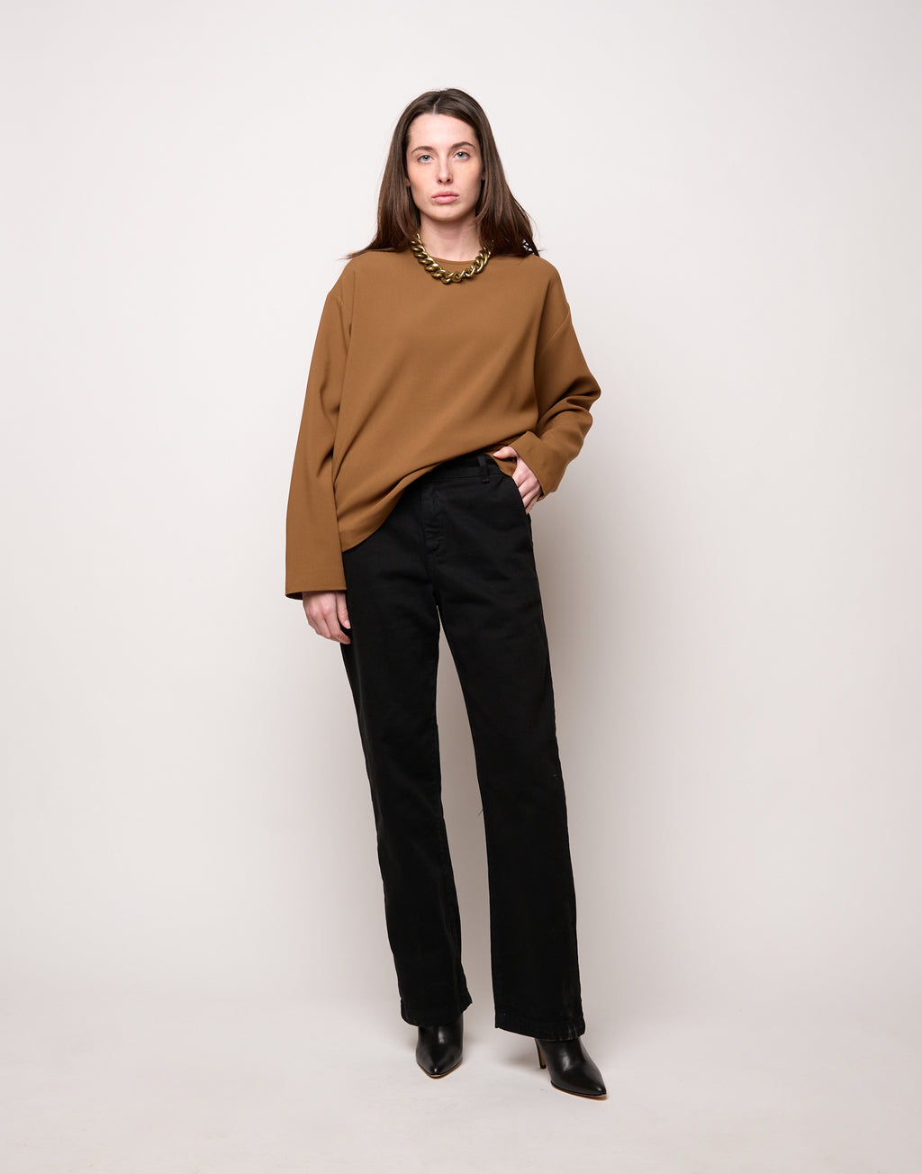 Blusa Scollo Tondo in Doppio Crepe Stretch Cannella