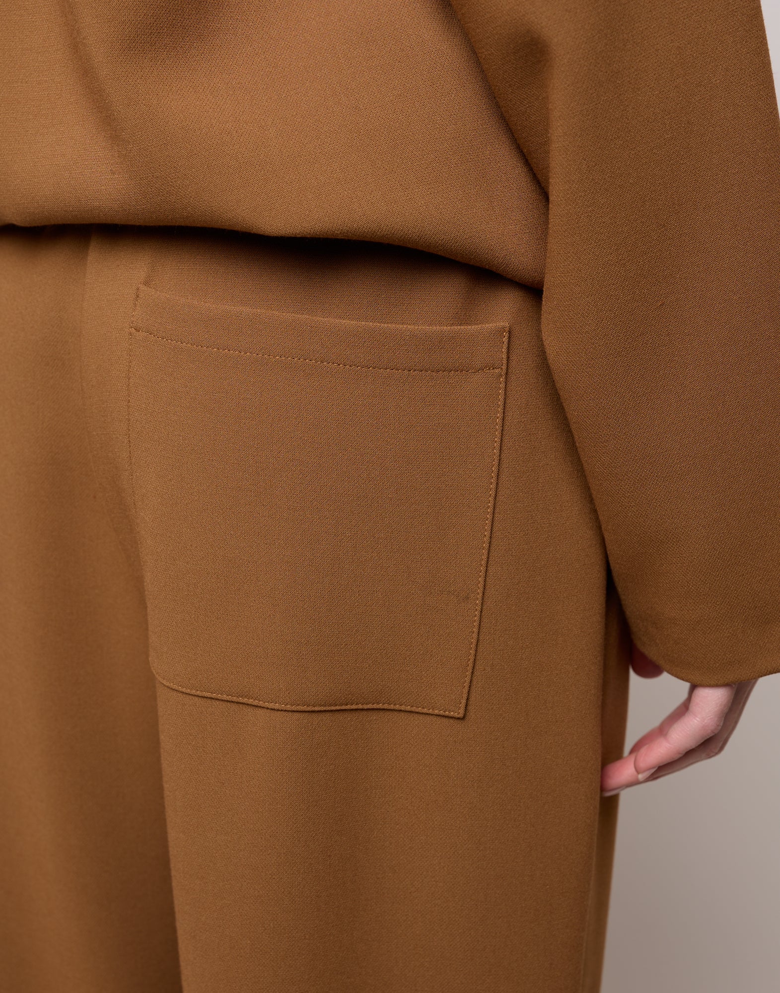 Pantalone con Elastico In Vita in Doppio Crepe Stretch Cannella