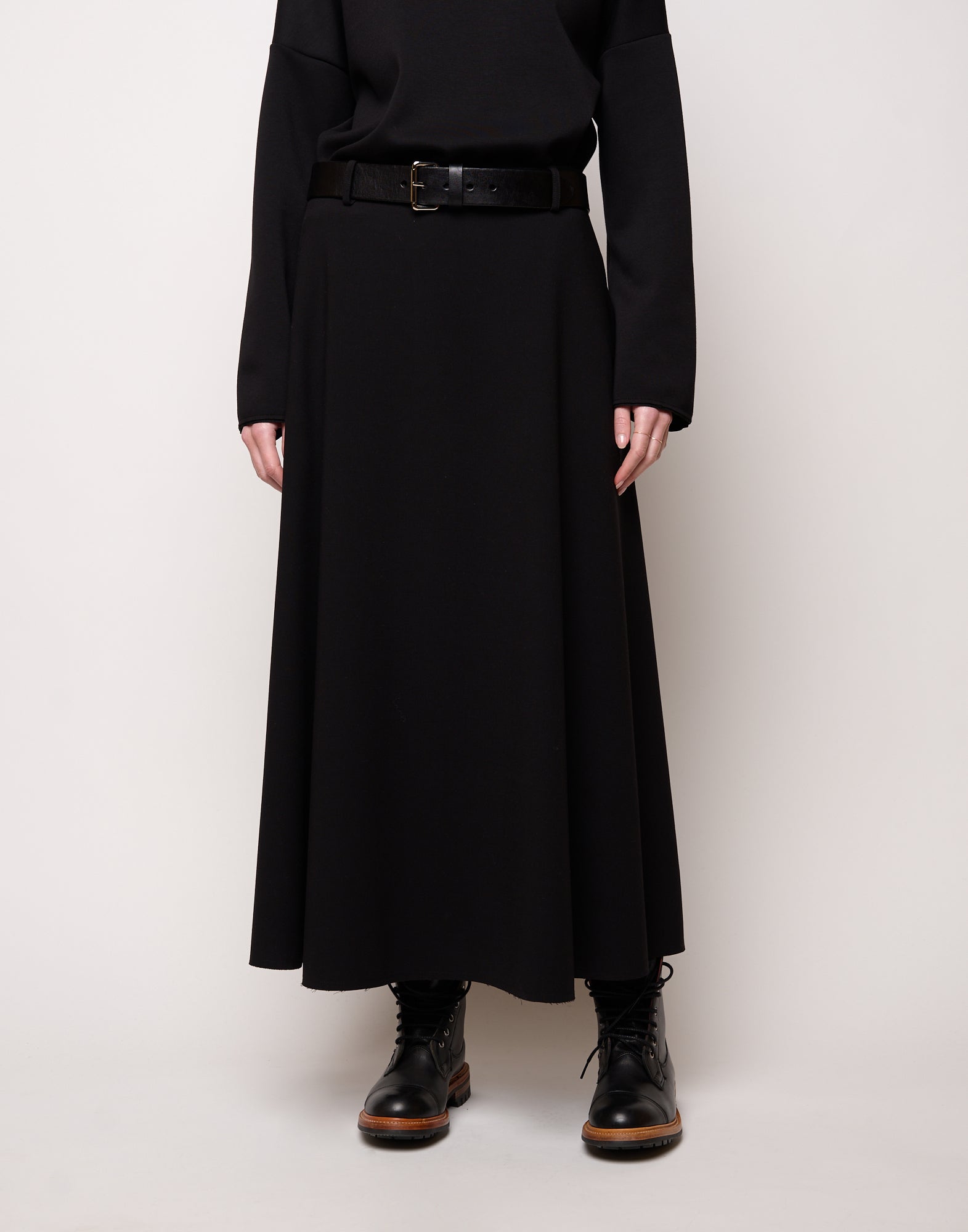 Gonna Midi Svasata con Pieghe in Doppio Crepe Stretch Nero