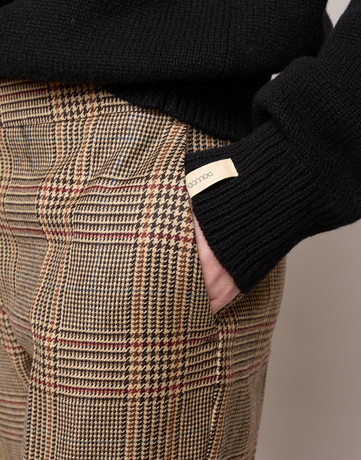 Pantalone a Sigaretta in Principe di Galles