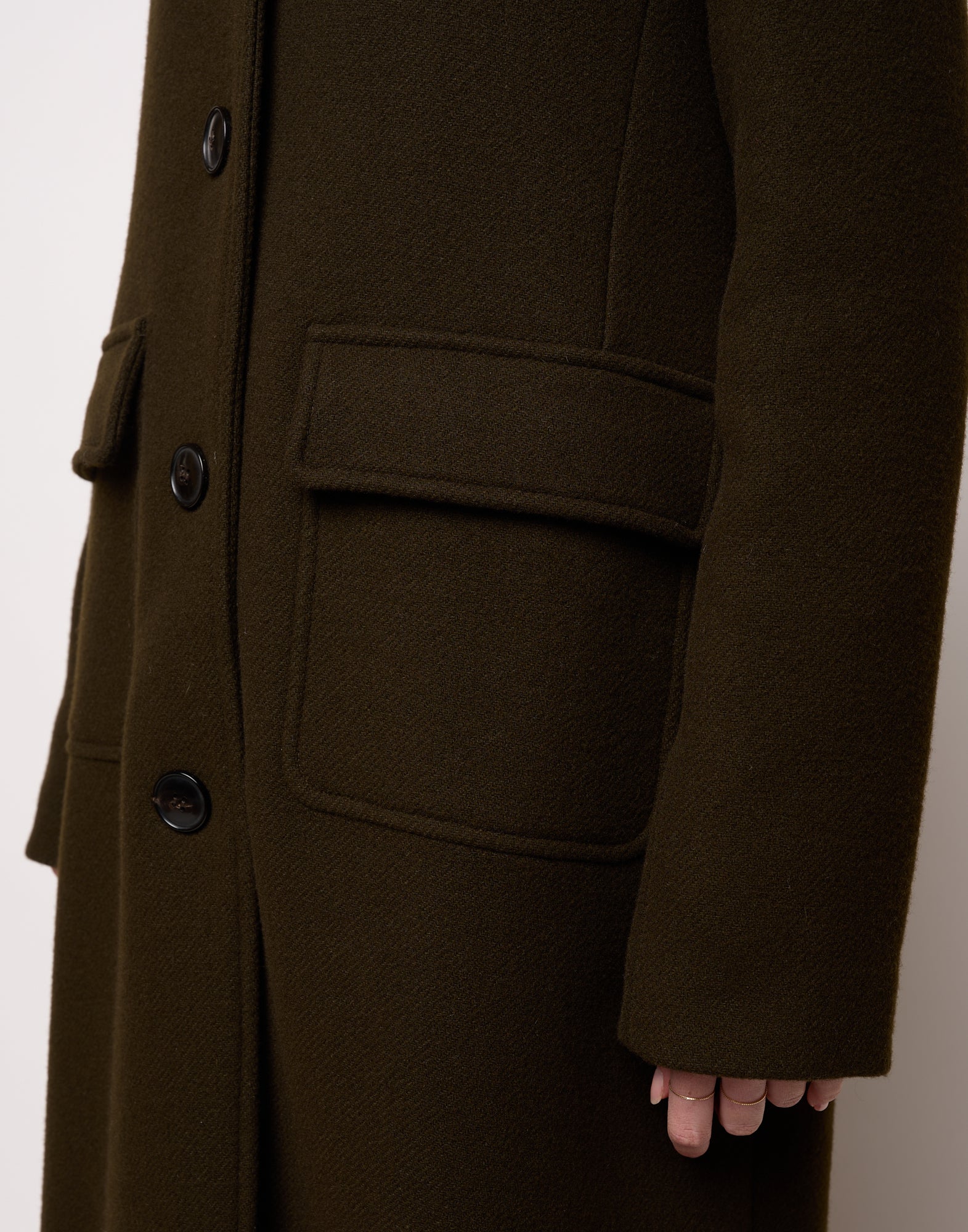 Cappotto Monopetto con Collo Chiuso e Martingala