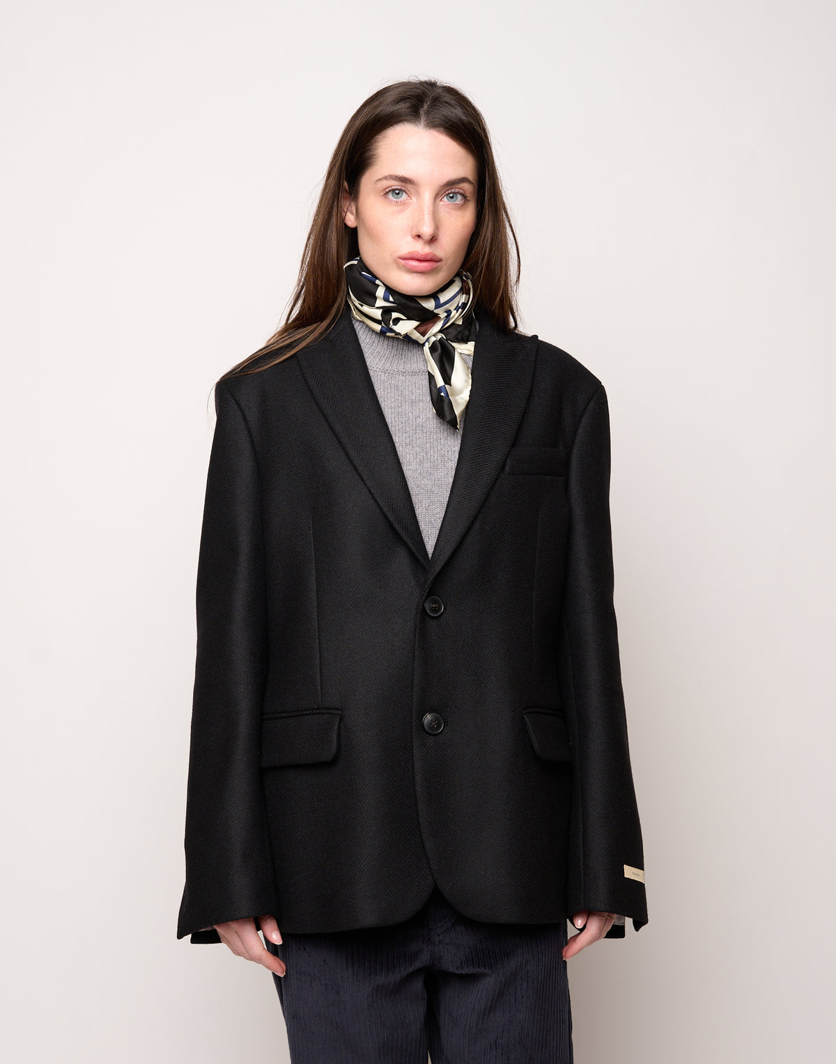 Black Genderless Single-Breasted Jacket with Peak Lapels