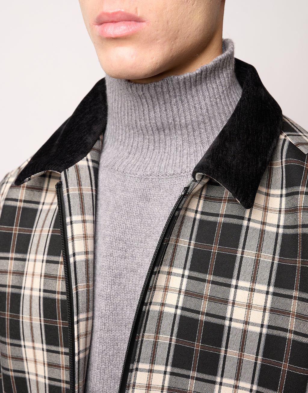 Caban Genderless con Collo Chiuso e Zip Spalmata in Neoprene Tartan