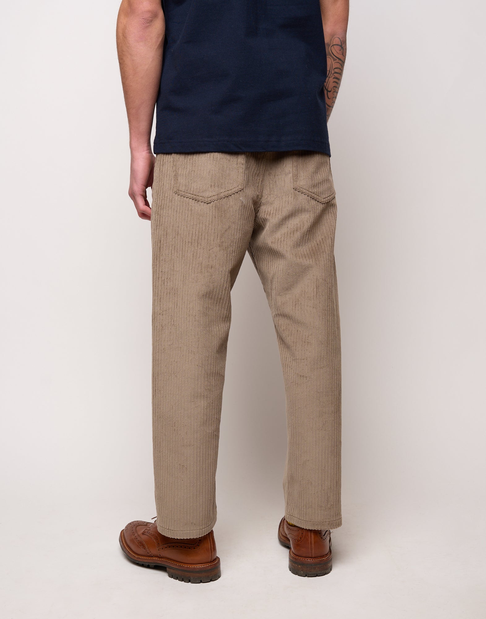 Pantalone Ampio Cropped Genderless in Velluto a Costa Larga Fango