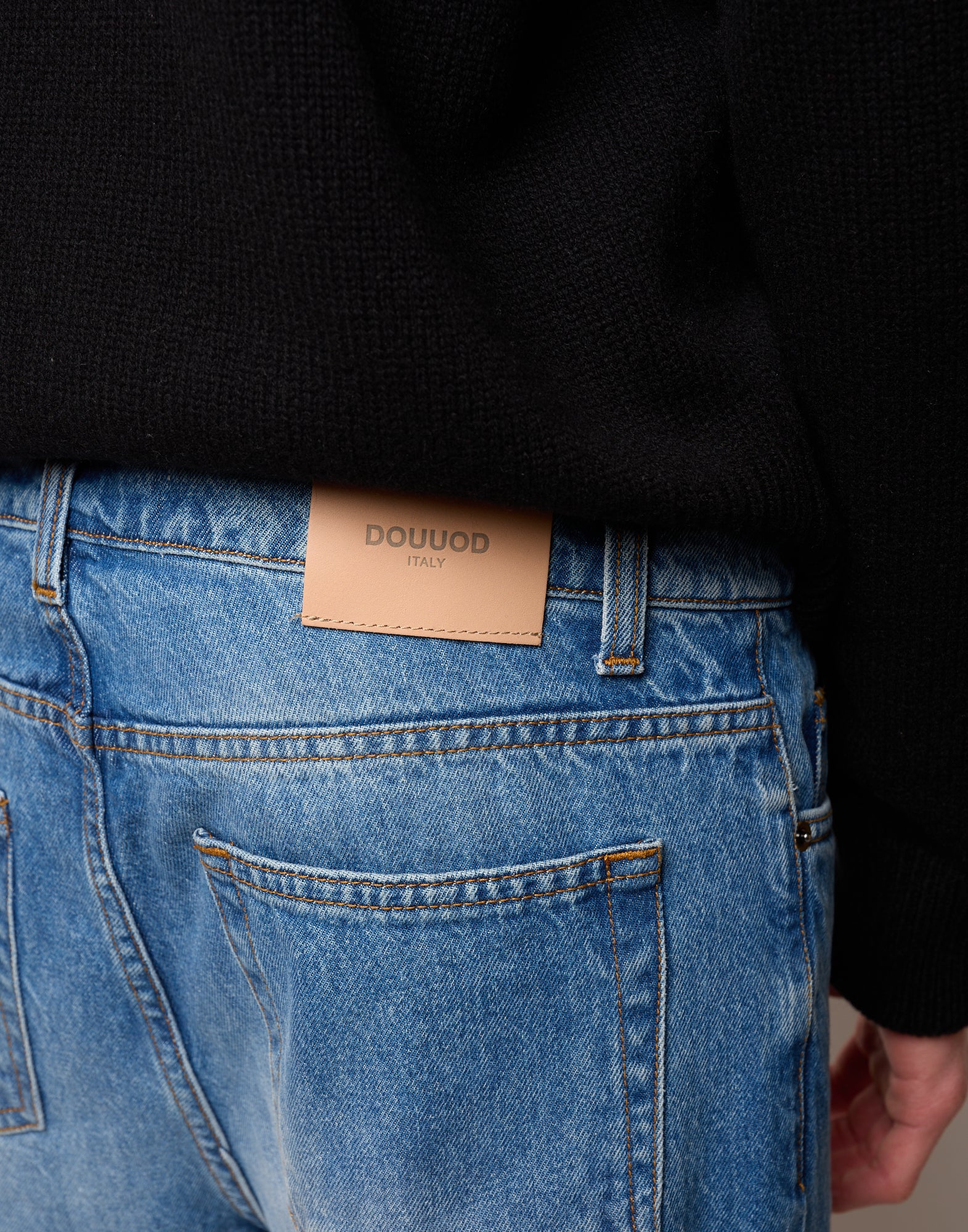 Pantalone Ampio Cropped Genderless in Denim Washed