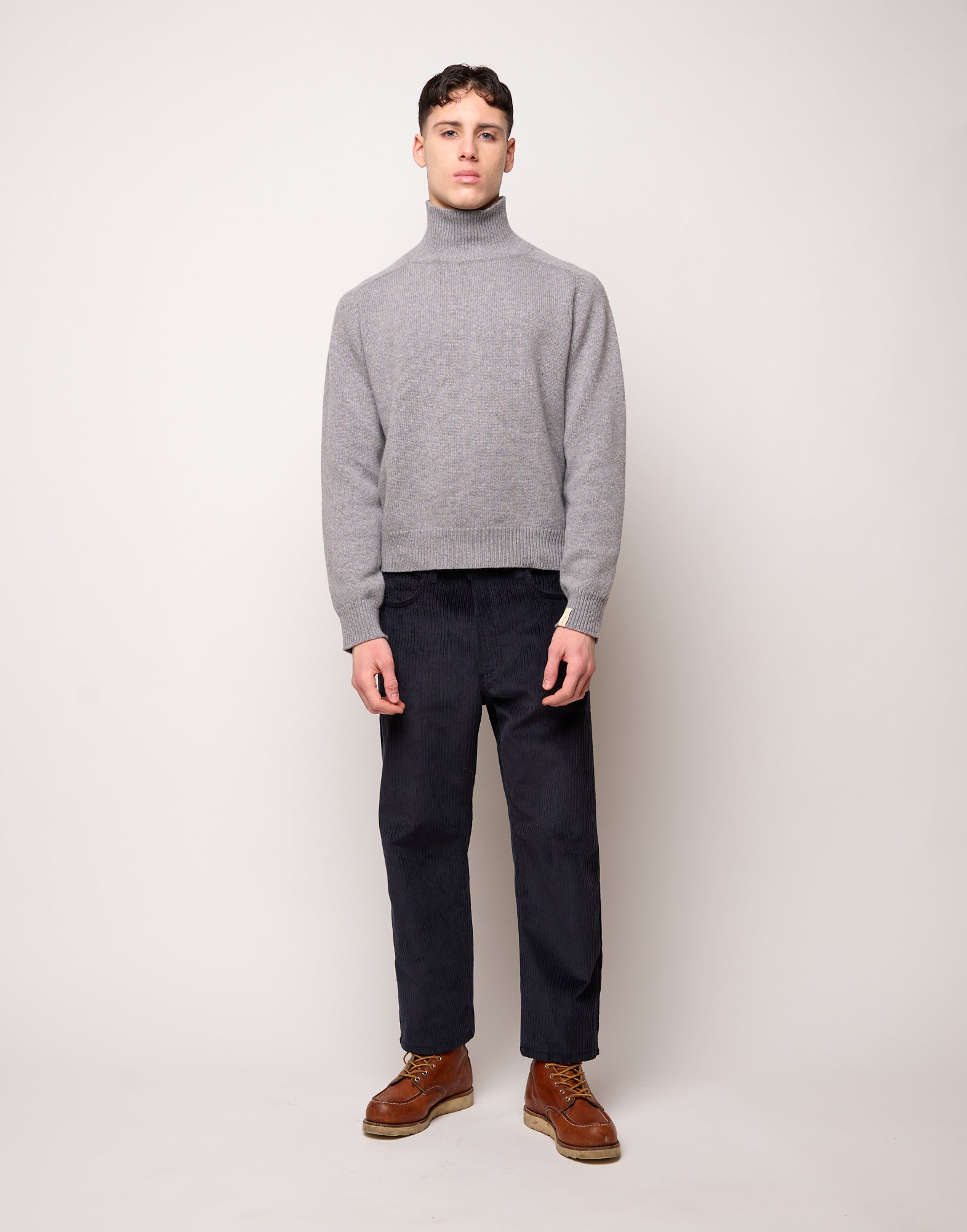 Maglia Collo Alto Genderless in Lana e Cashmere Fumo Melange